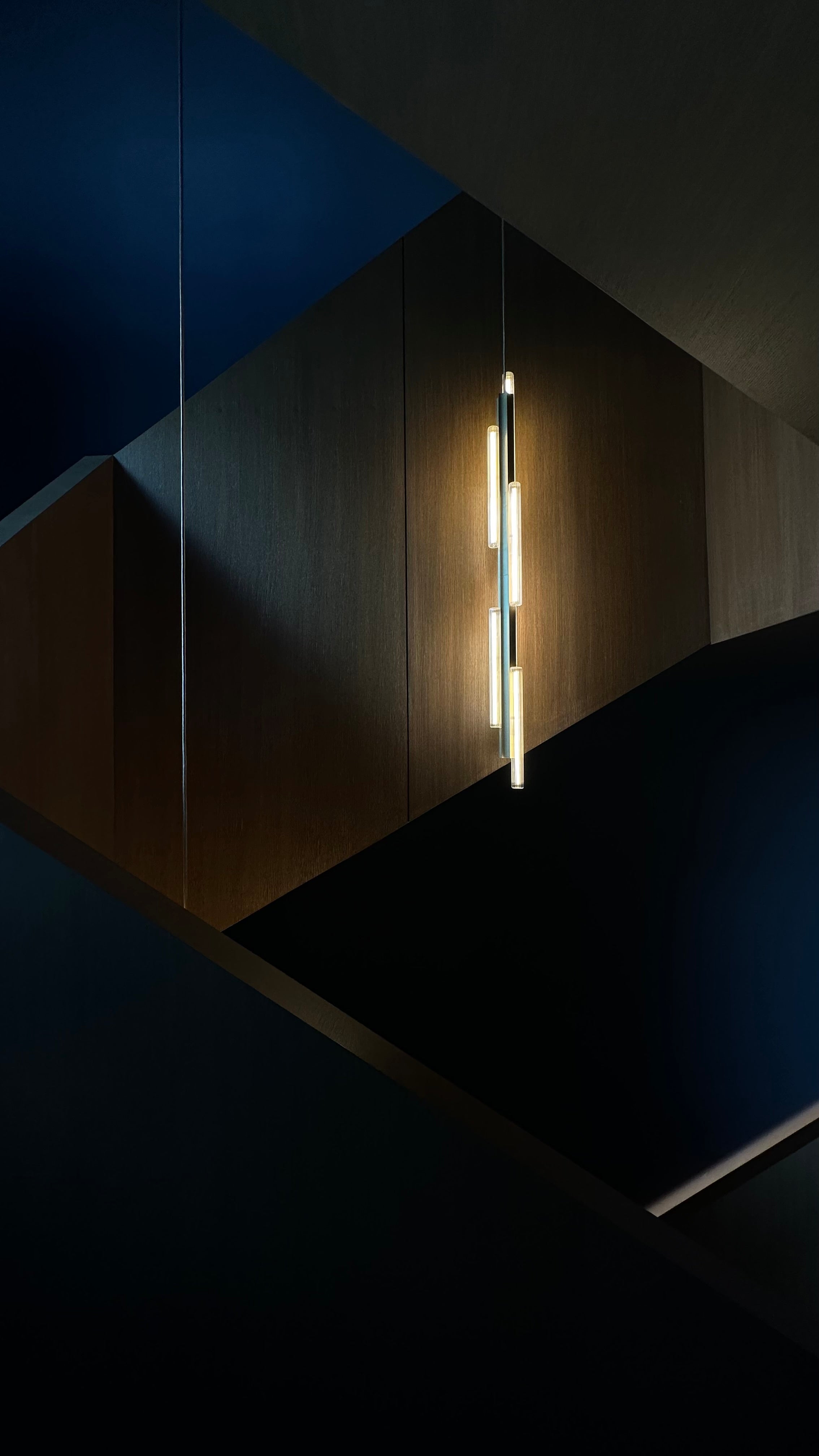 HAIL Pendant Lamp in Brushed Bronze