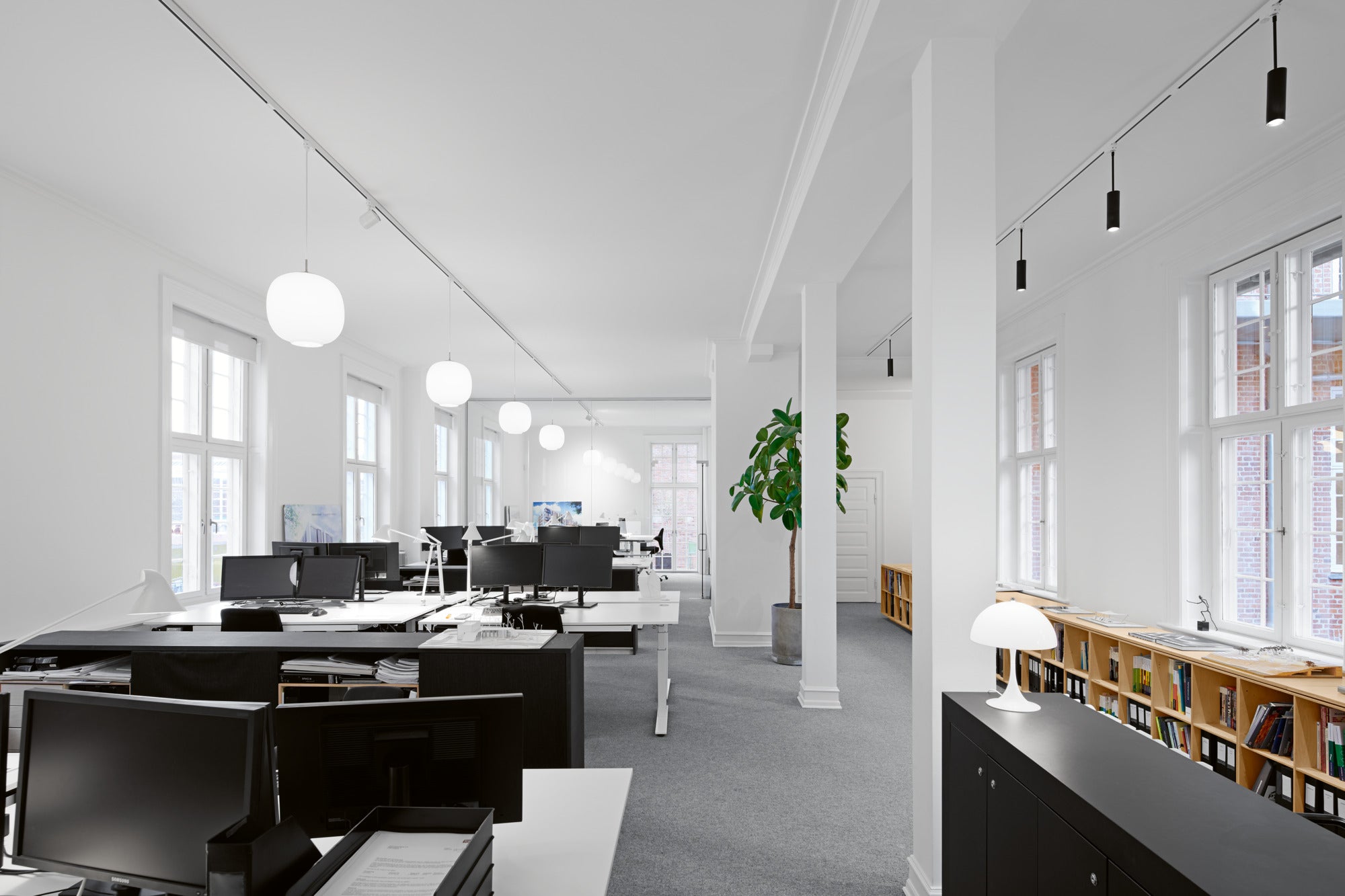 Tischlampe NJP weiß