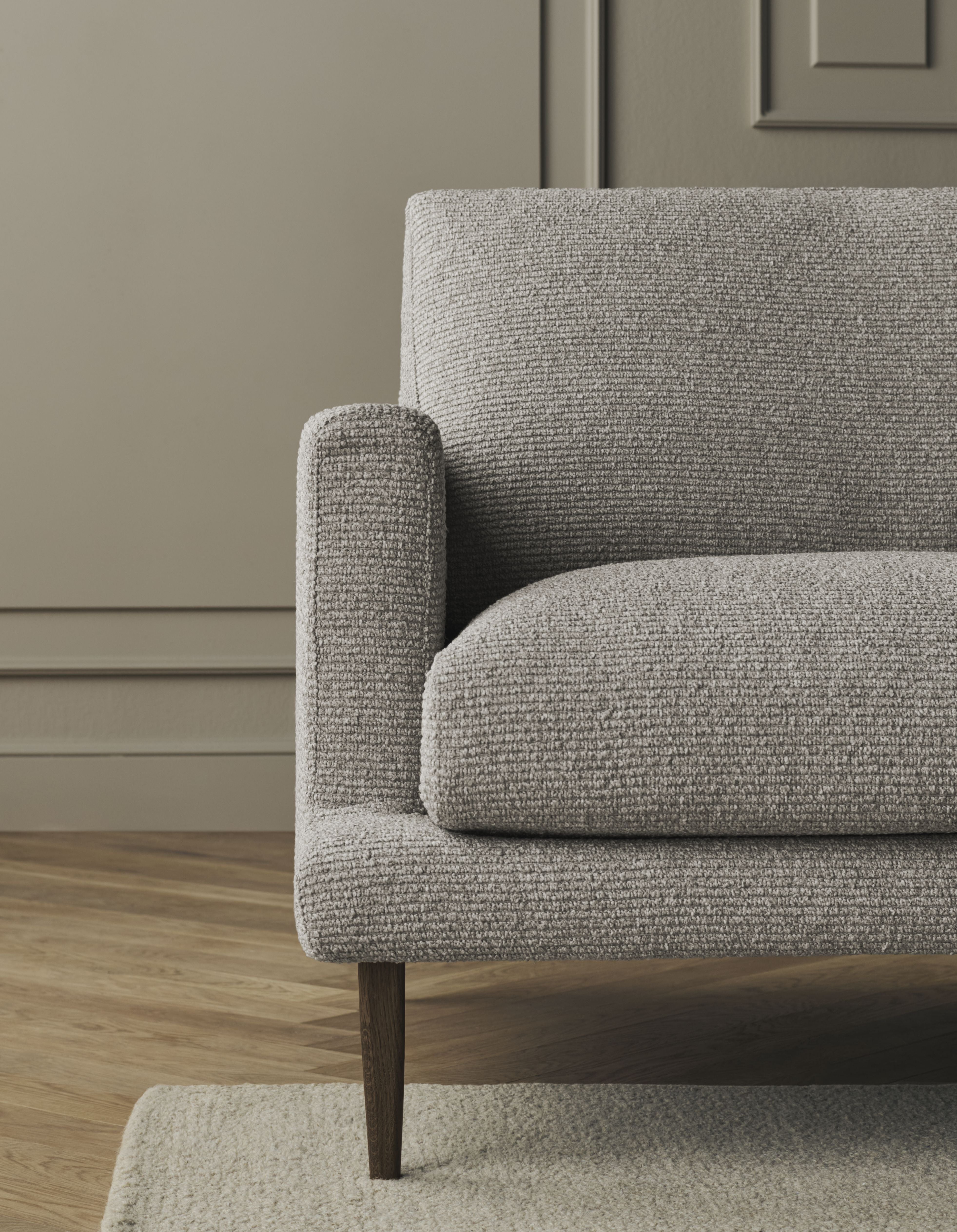 2.5-person sofa Veneda base made of bleached oak wood