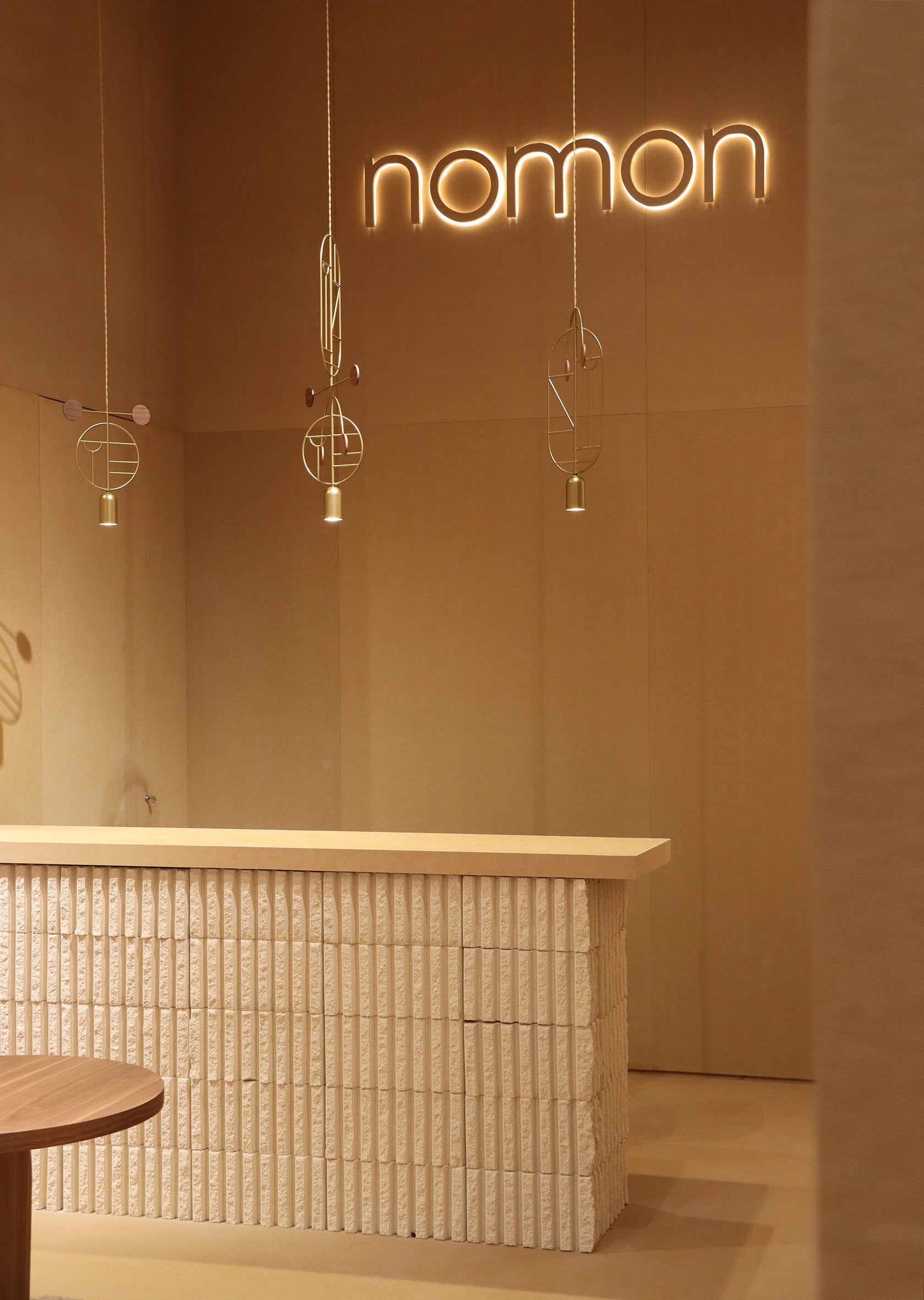 WOODEN DOTS WD06 Pendant Lamp in Brass with Blue