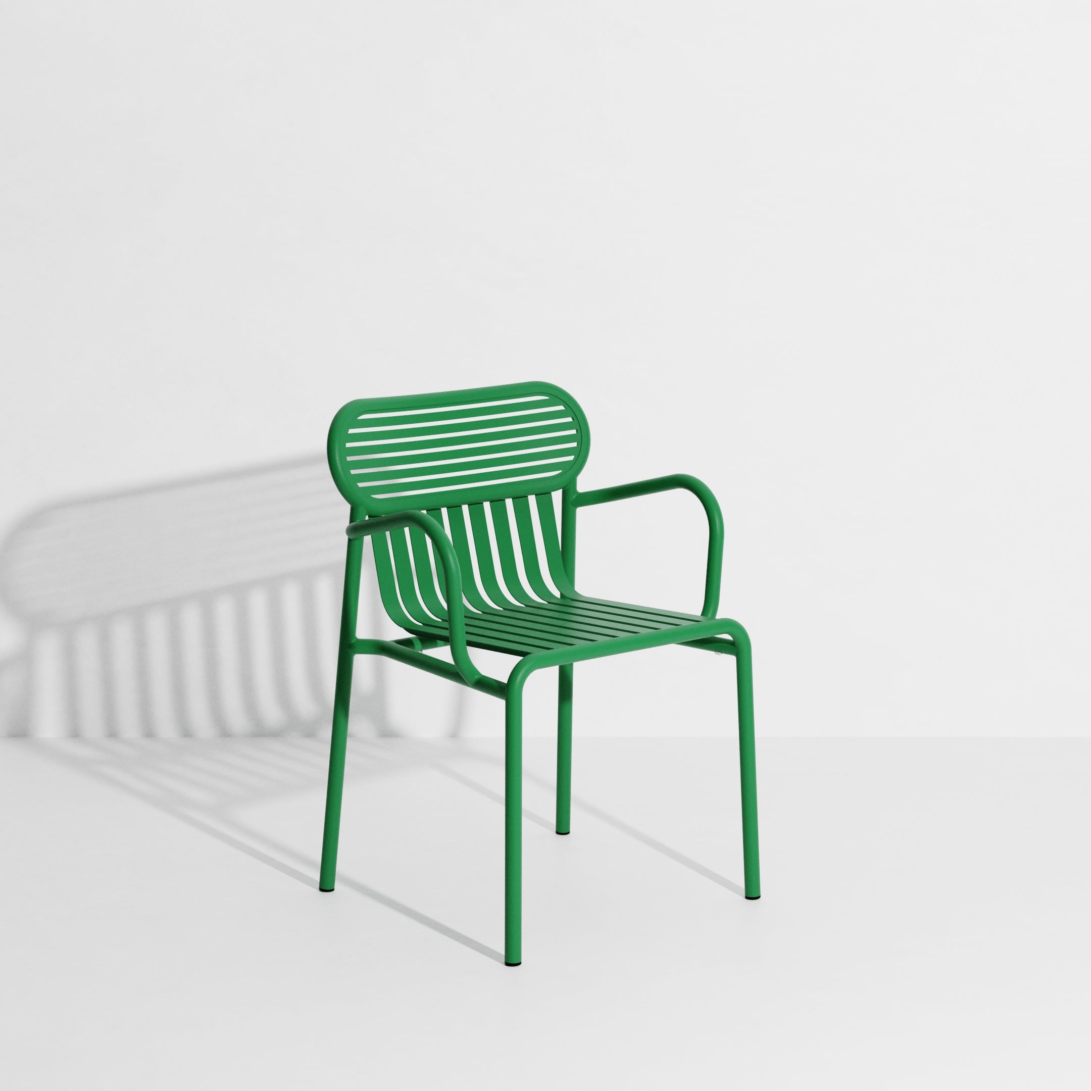 WEEK-END garden chair with armrests deep green