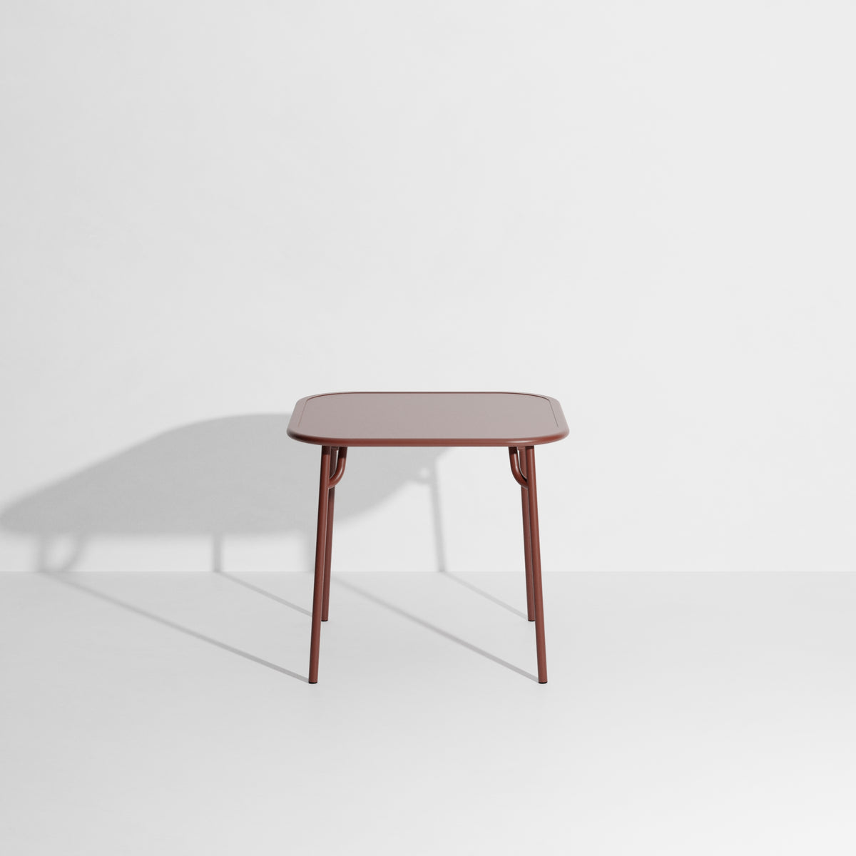 WEEK-END Square Garden Table in Red-Brown