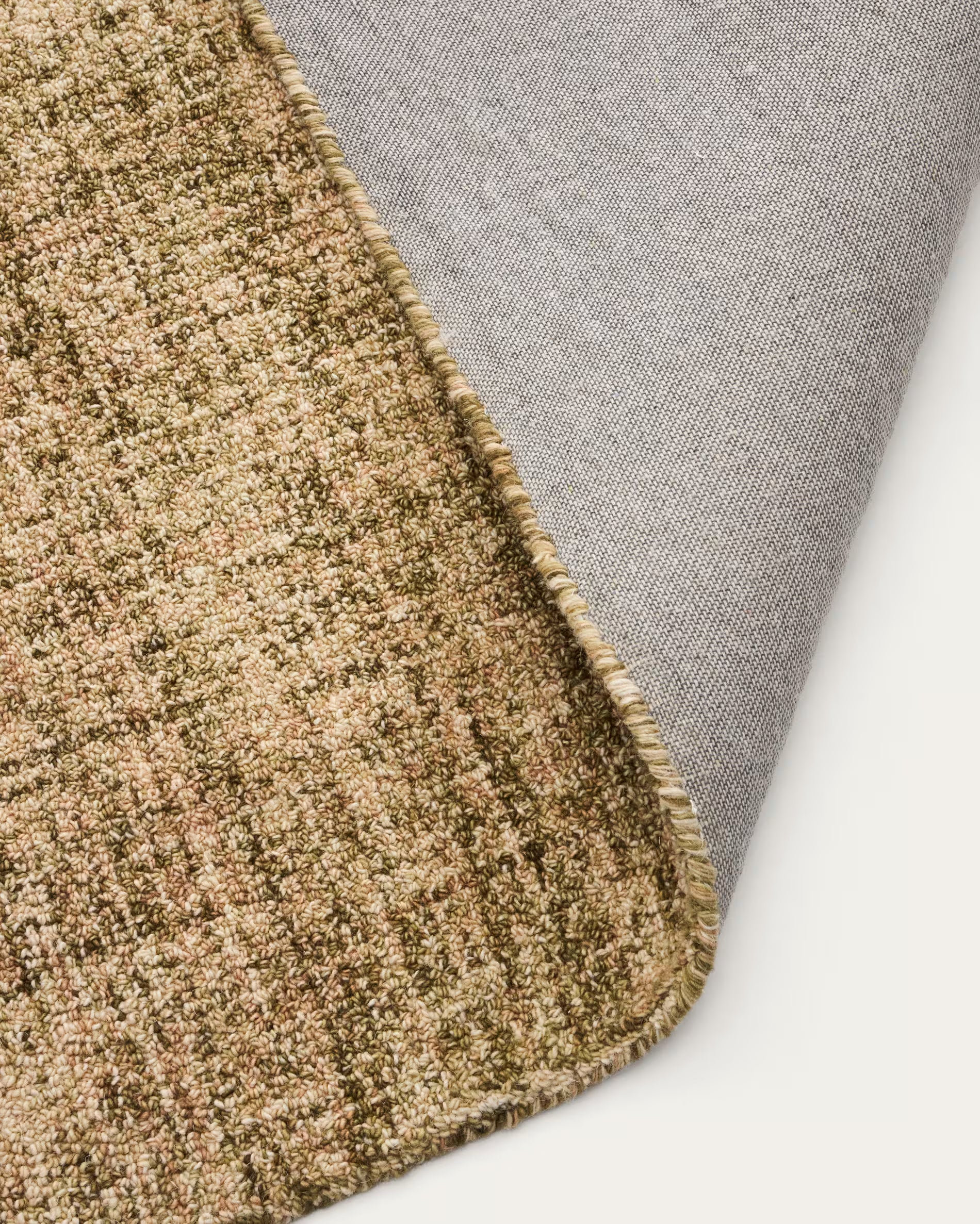 ZARN Beige Carpet