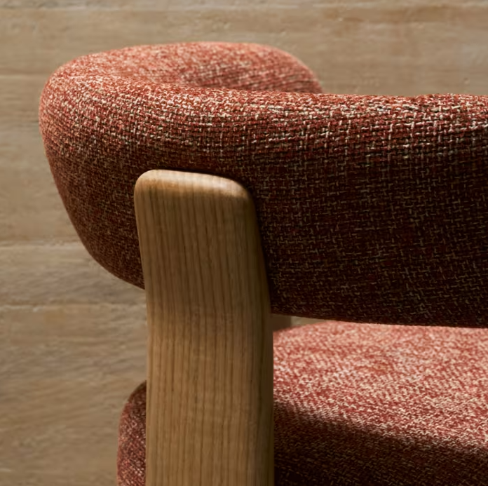 Chair with armrests Granite brown szenil with a dark wooden base