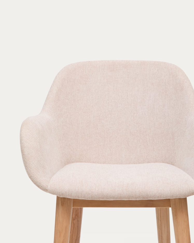 Beige riding chair with ash base