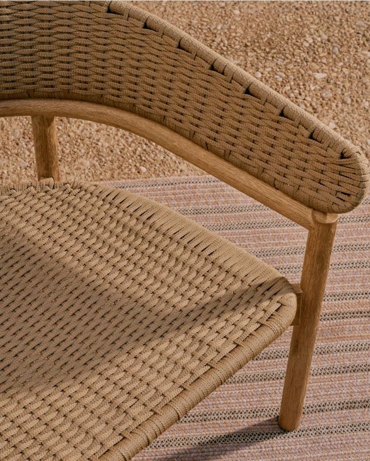 Arinella external armchair, solid acacia wood with a beige rope