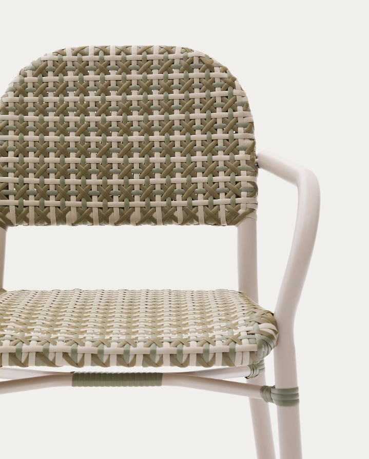 Tuccia Rattan garden chair with an aluminum base [Julia]