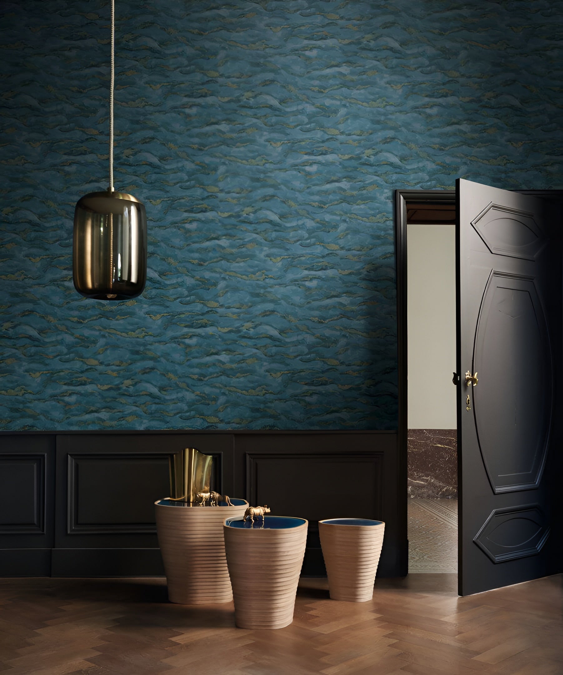 Sohar Abstract Wave Pattern Wallpaper - Marine/Gold Navy with Gold