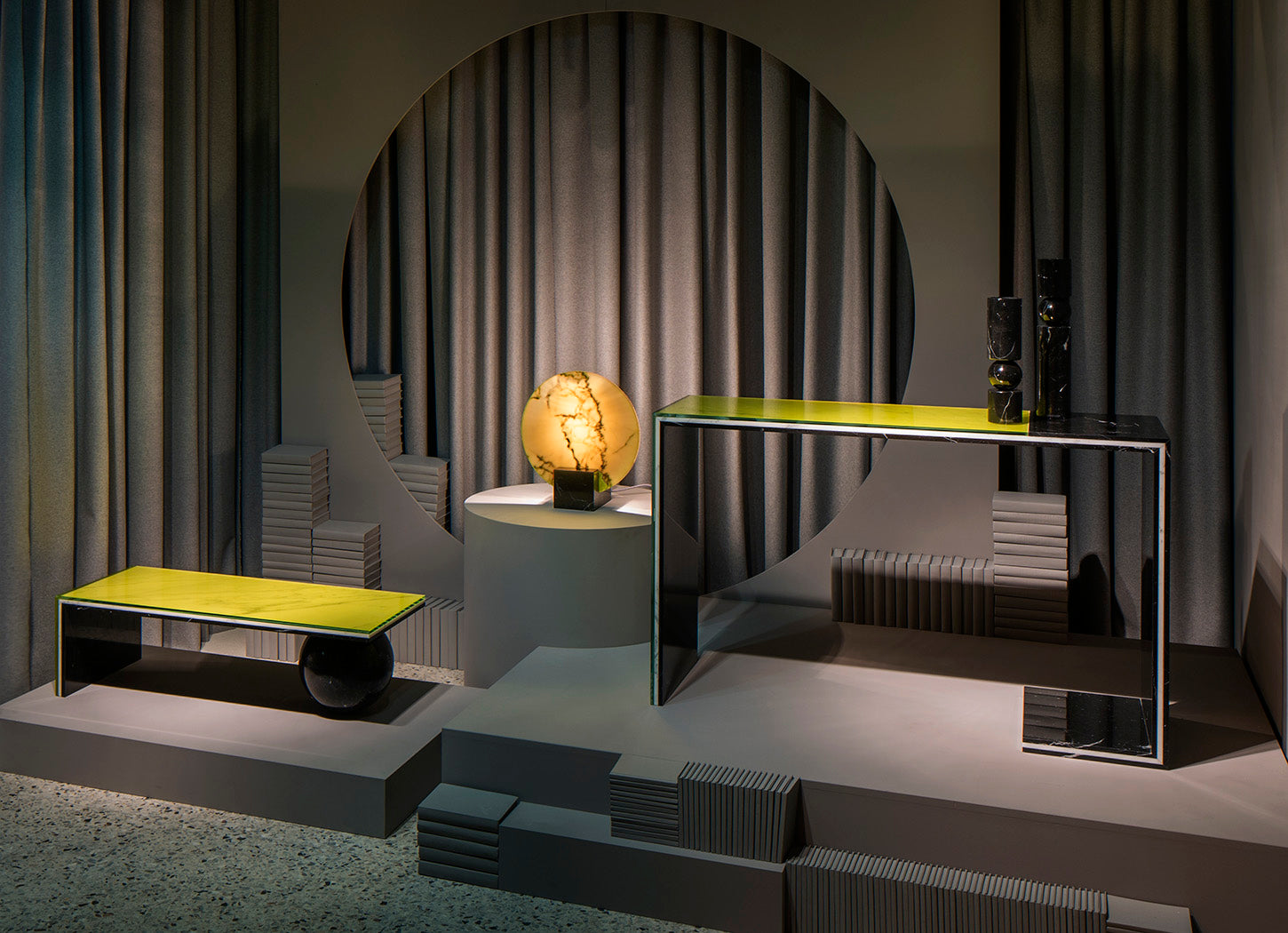 ACID MARBLE table lamp in acid yellow with a black marble base.