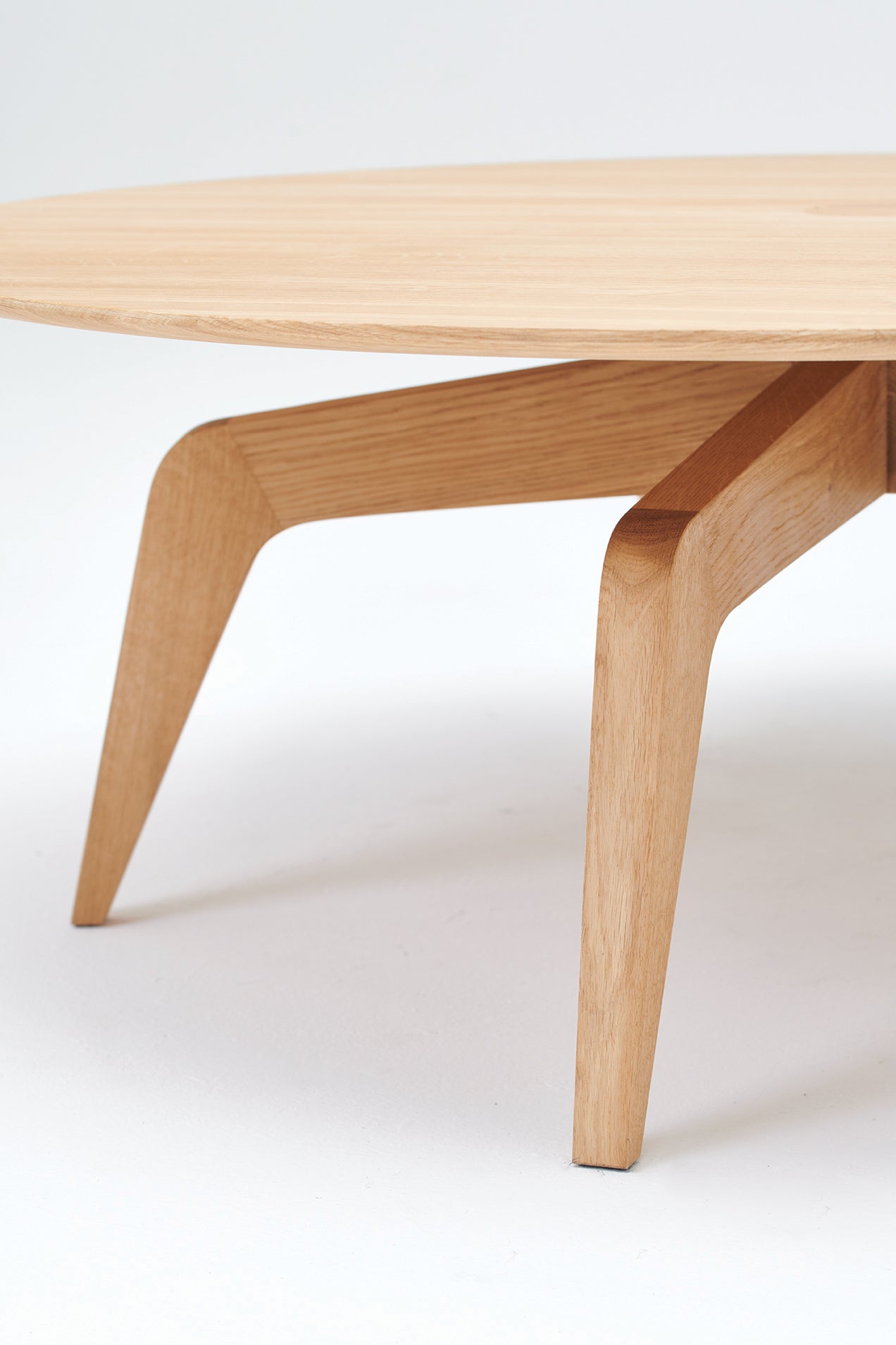 AL 102 Oak Table