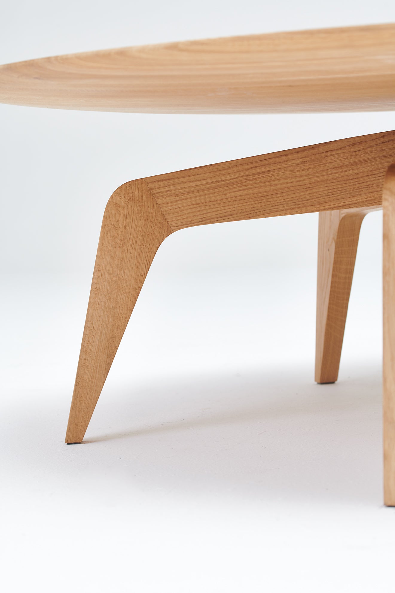 AL 102 Oak Table