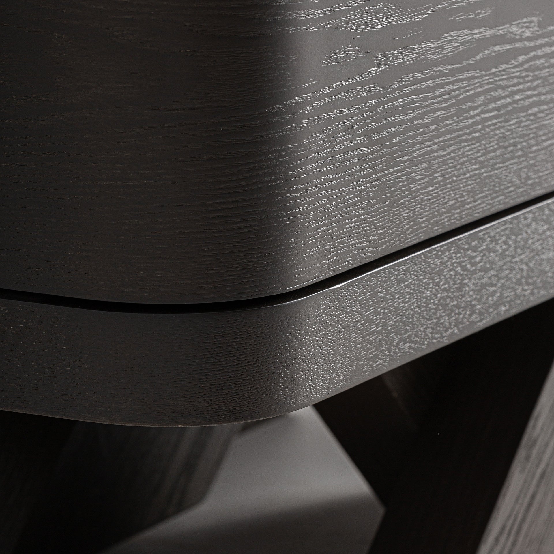 RIZE Chest of Drawers in Dark Oak Wood