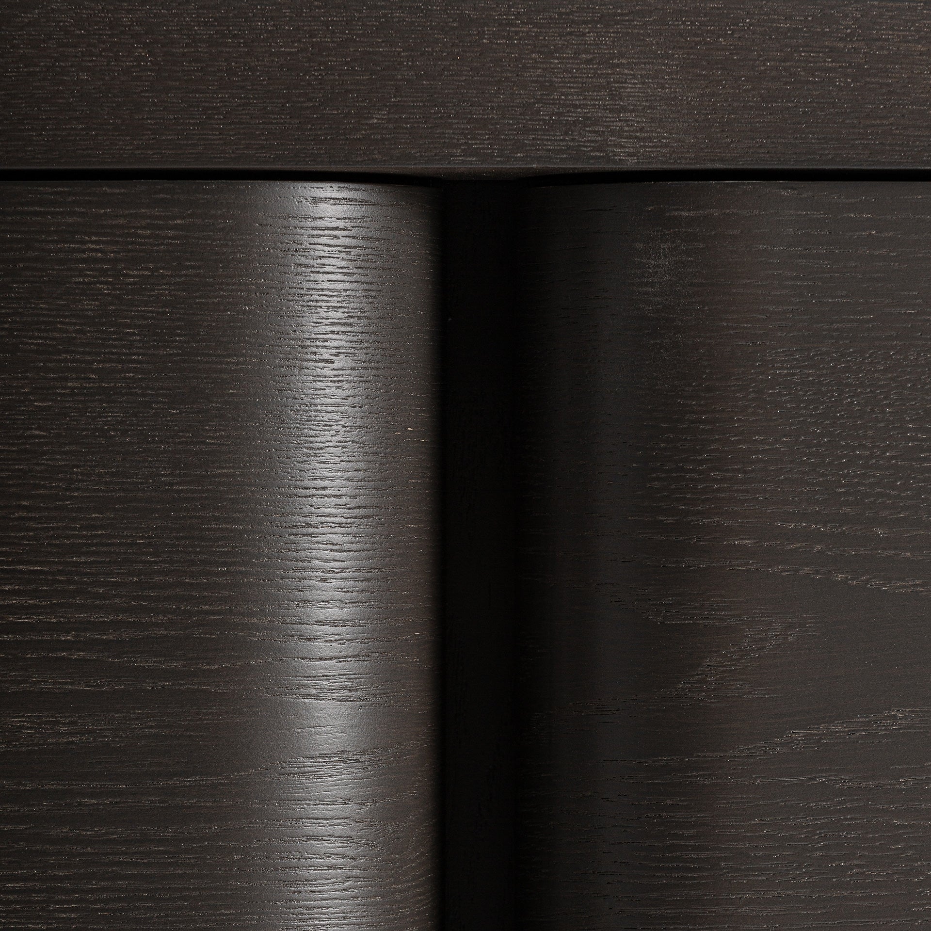 RIZE Chest of Drawers in Dark Oak Wood
