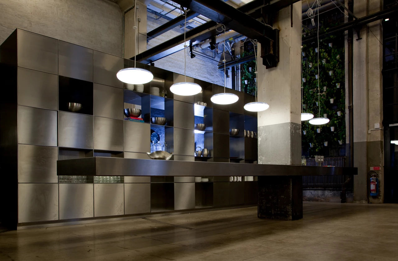 SILVERBACK white pendant lamp with silver