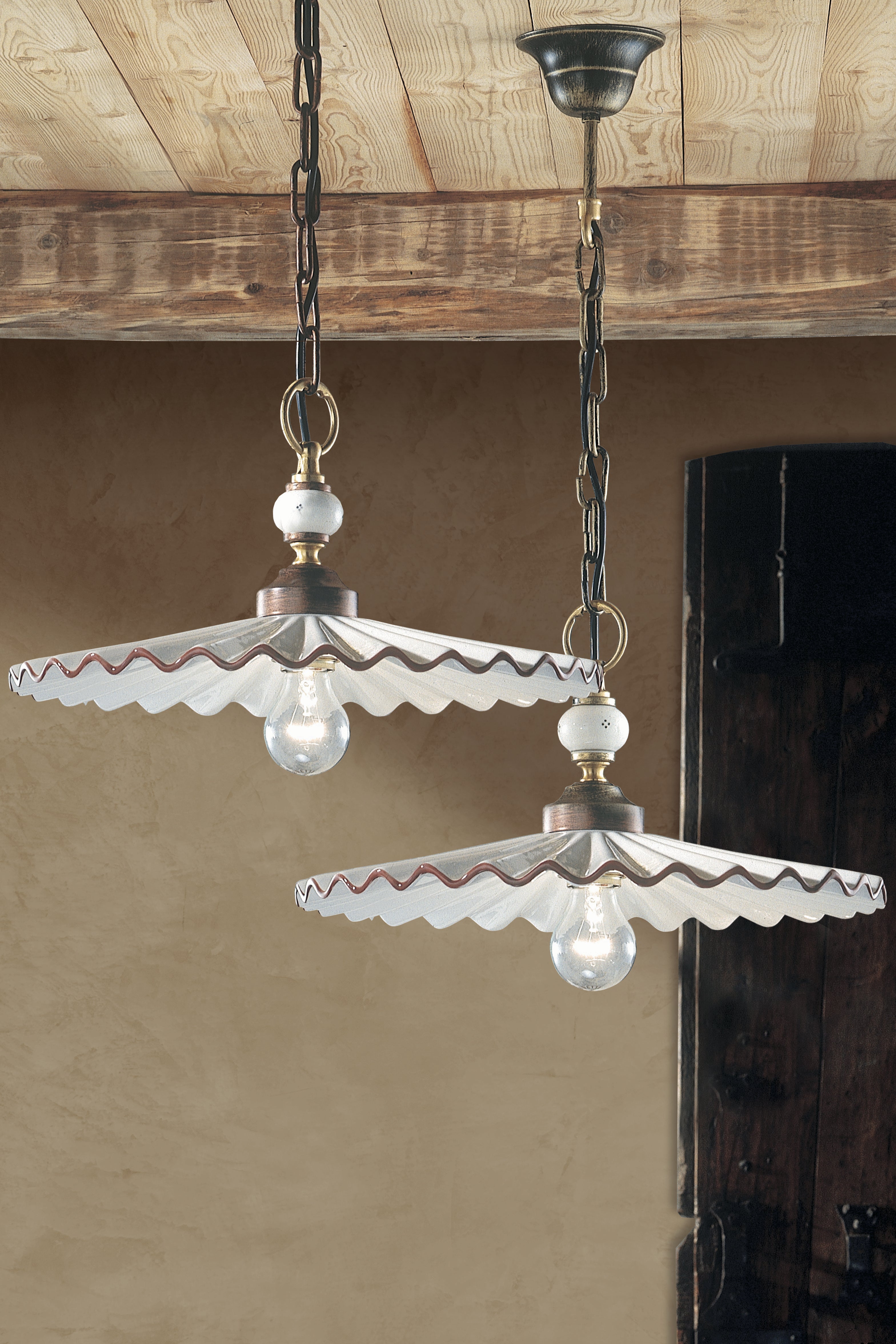 L’AQUILA ceramic pendant lamp in white with mocha and antique copper