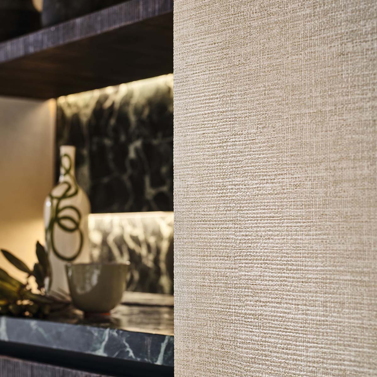 Textured wallpaper resembling canvas CARIOCA - VANILLA creamy beige
