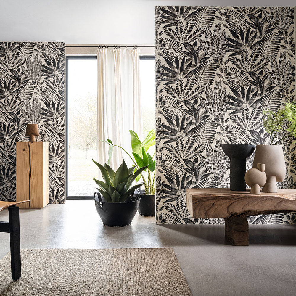 Textured wallpaper imitating canvas with a botanical motif ALOES - IVORY/BEIGE ivory with beige