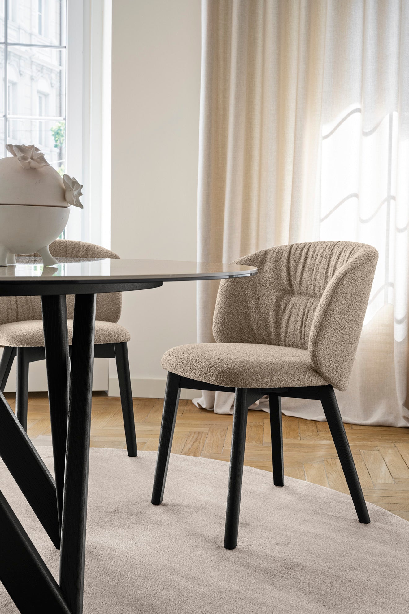 Upholstered SWEEL Chair with Black Wooden Base