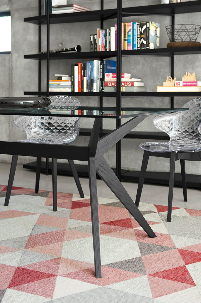 SAINT TROPEZ chair with brown seat and black wooden base