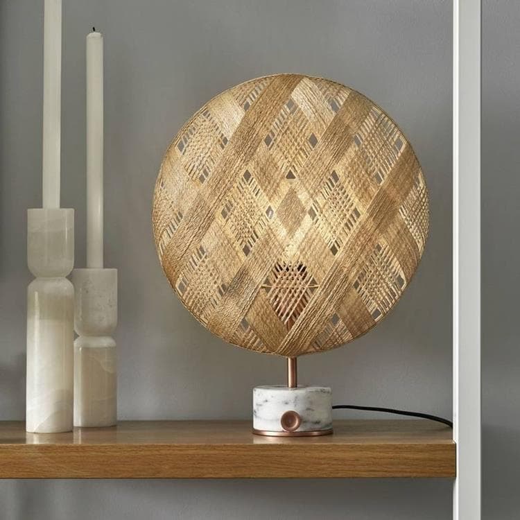 Chanpen Diamant Beige Table Lamp with a copper base