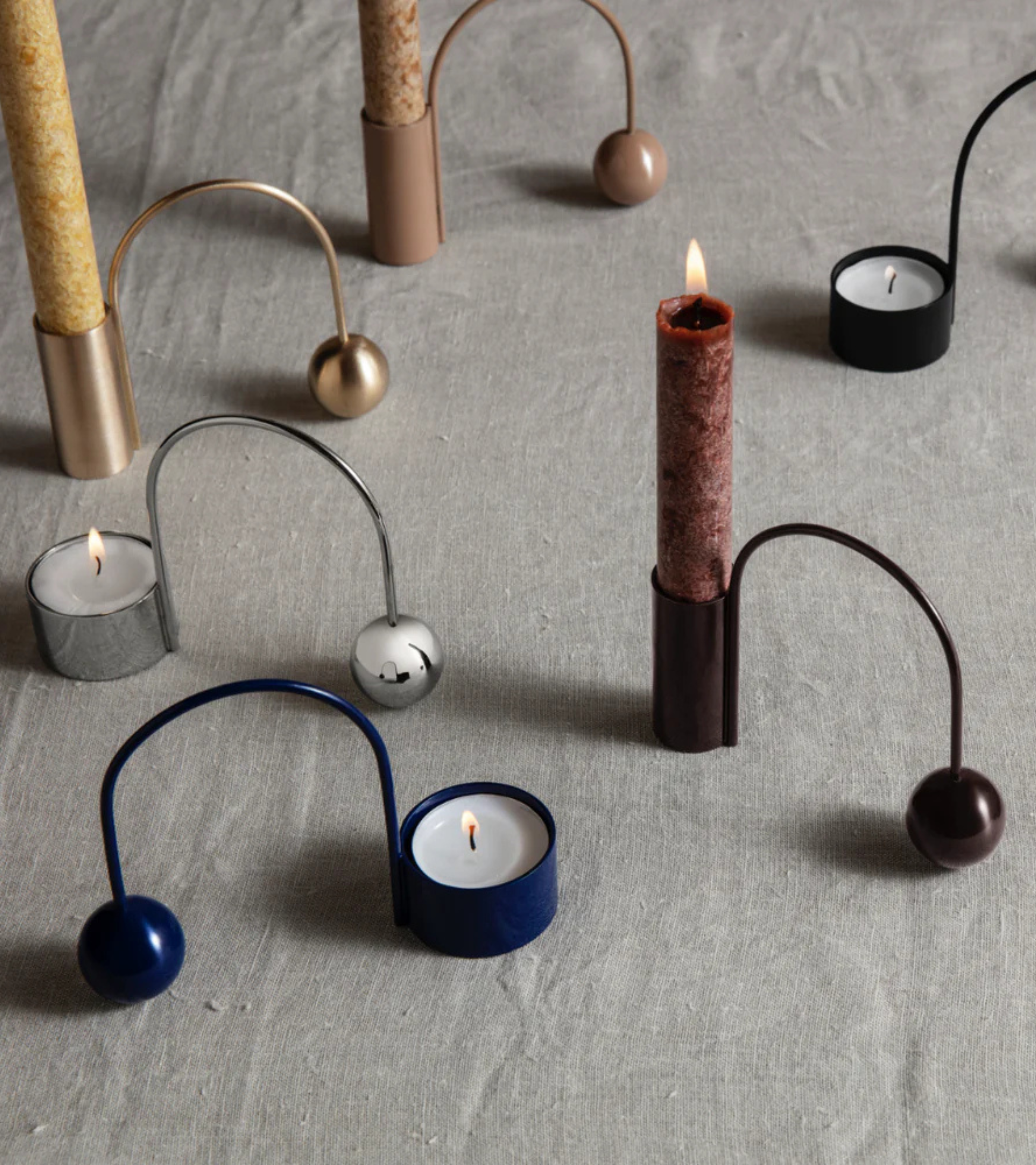 BALANCE TEALIGHT Candle Holder Silver