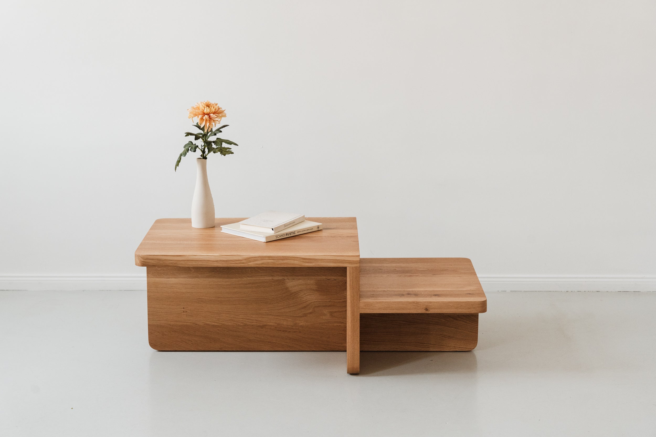 DUO Coffee Table in Oak Wood