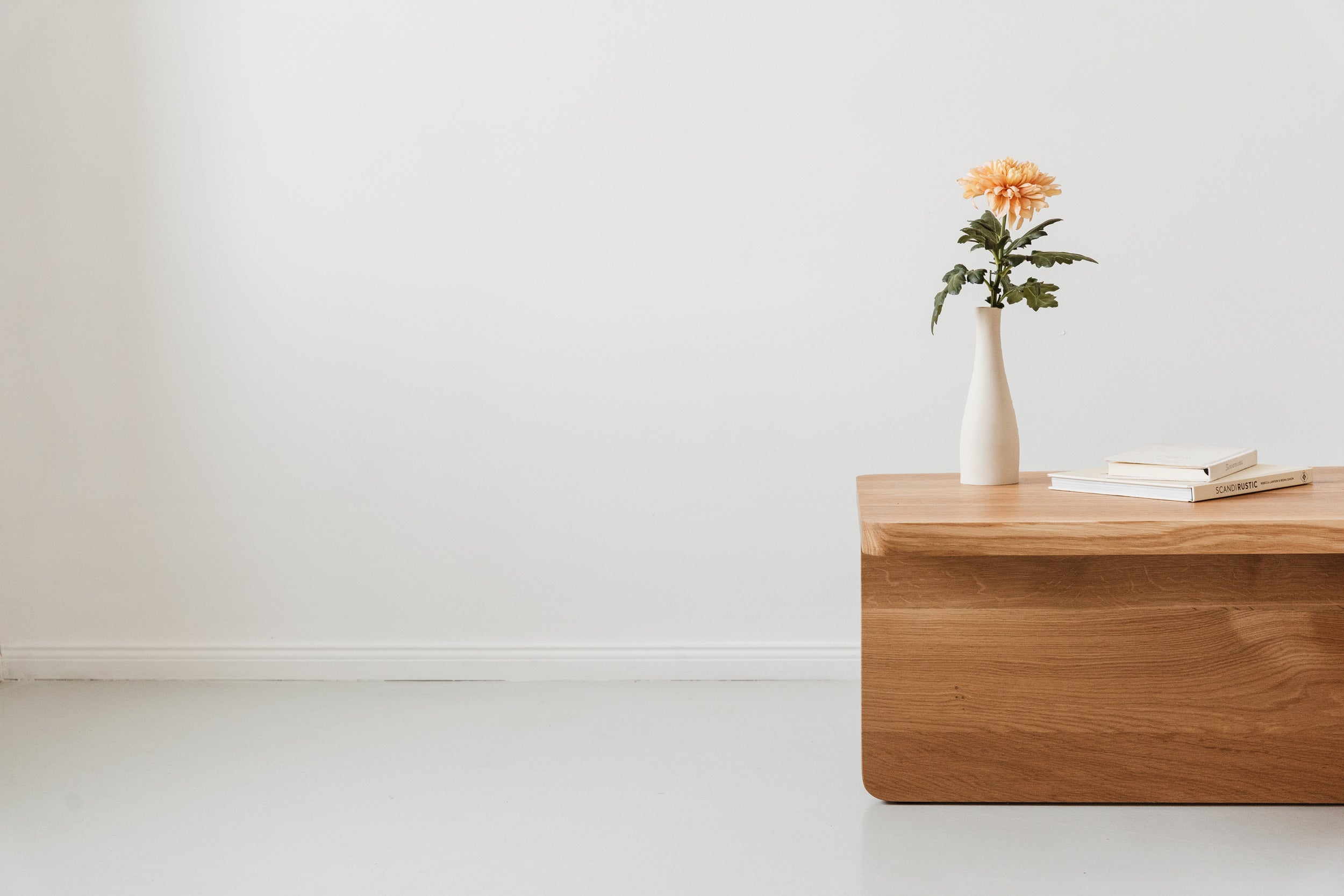 DUO Coffee Table in Oak Wood