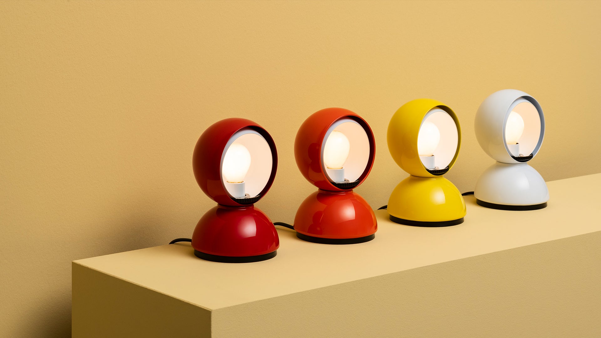 ECLISSE Table Lamp Sunny Yellow
