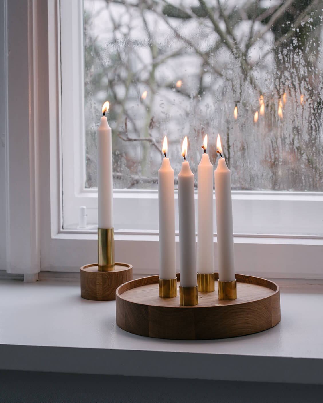 ENLIGHTENMENT 4 white candle holder with brass