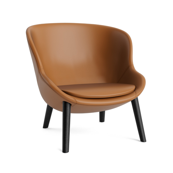 Hyg Low armchair with a black oak base