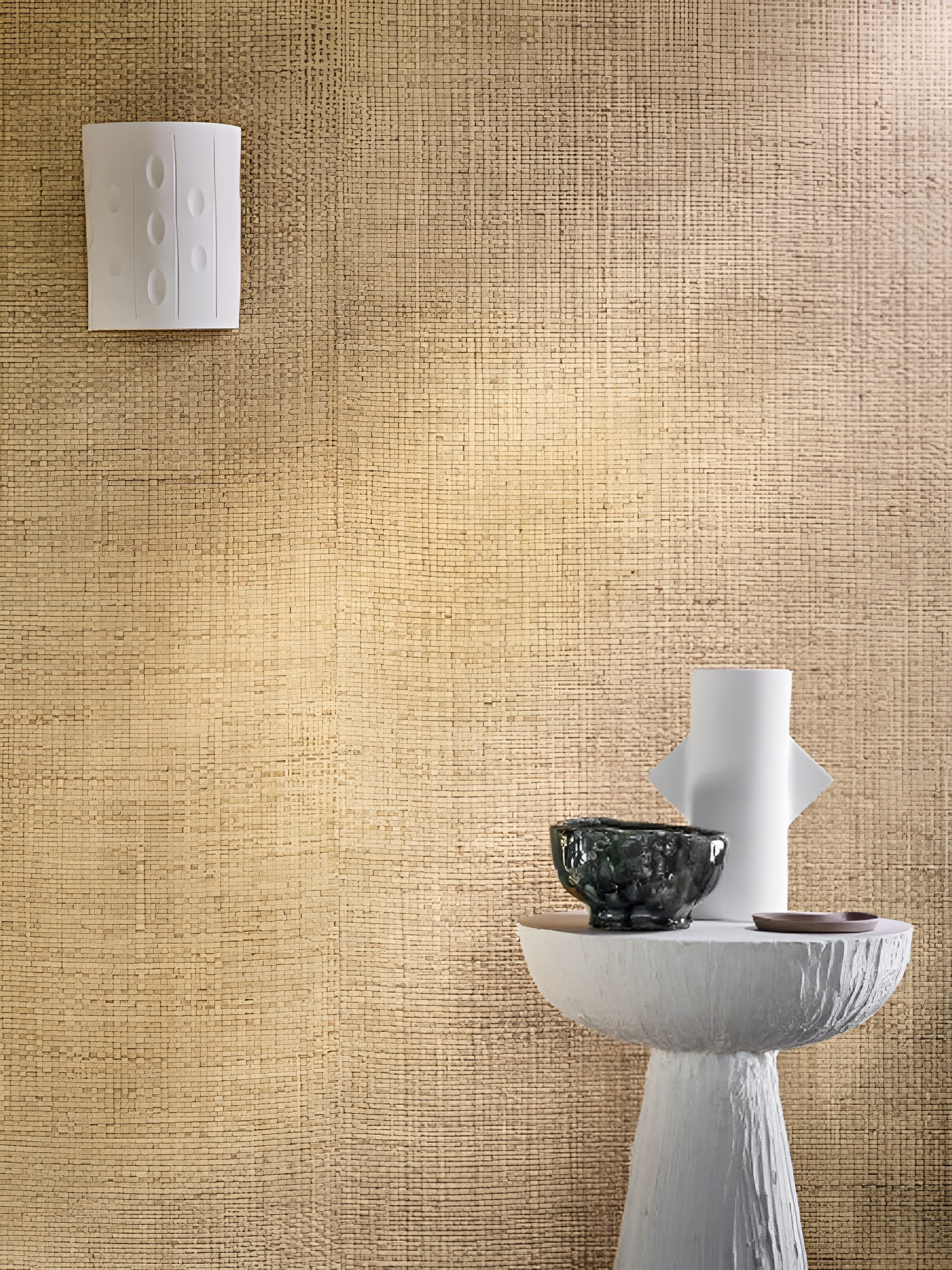 Natural textured wallpaper in woven design KAMORO - NATUREL brown