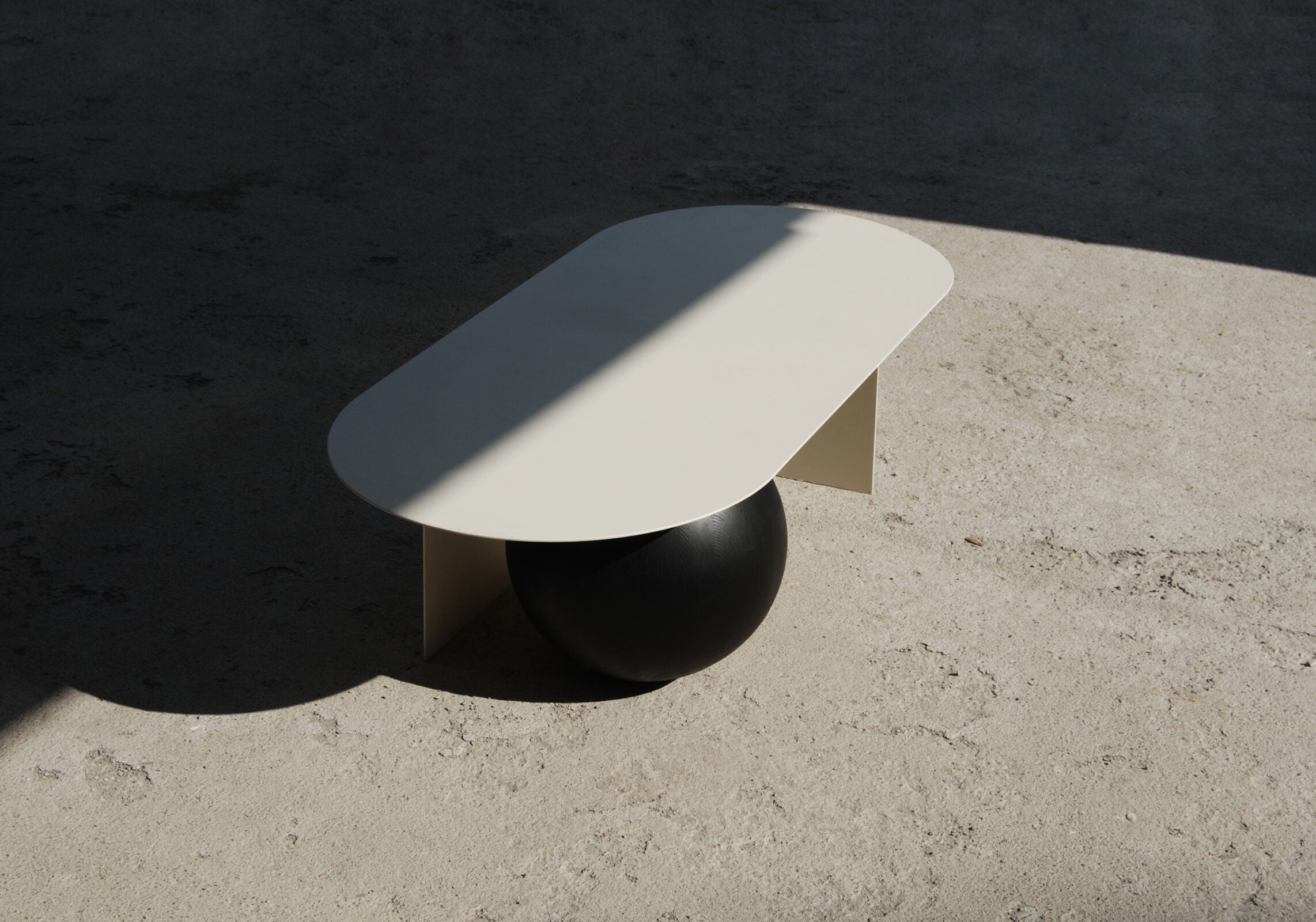 FUKU LONG Coffee Table in Steel and Wood