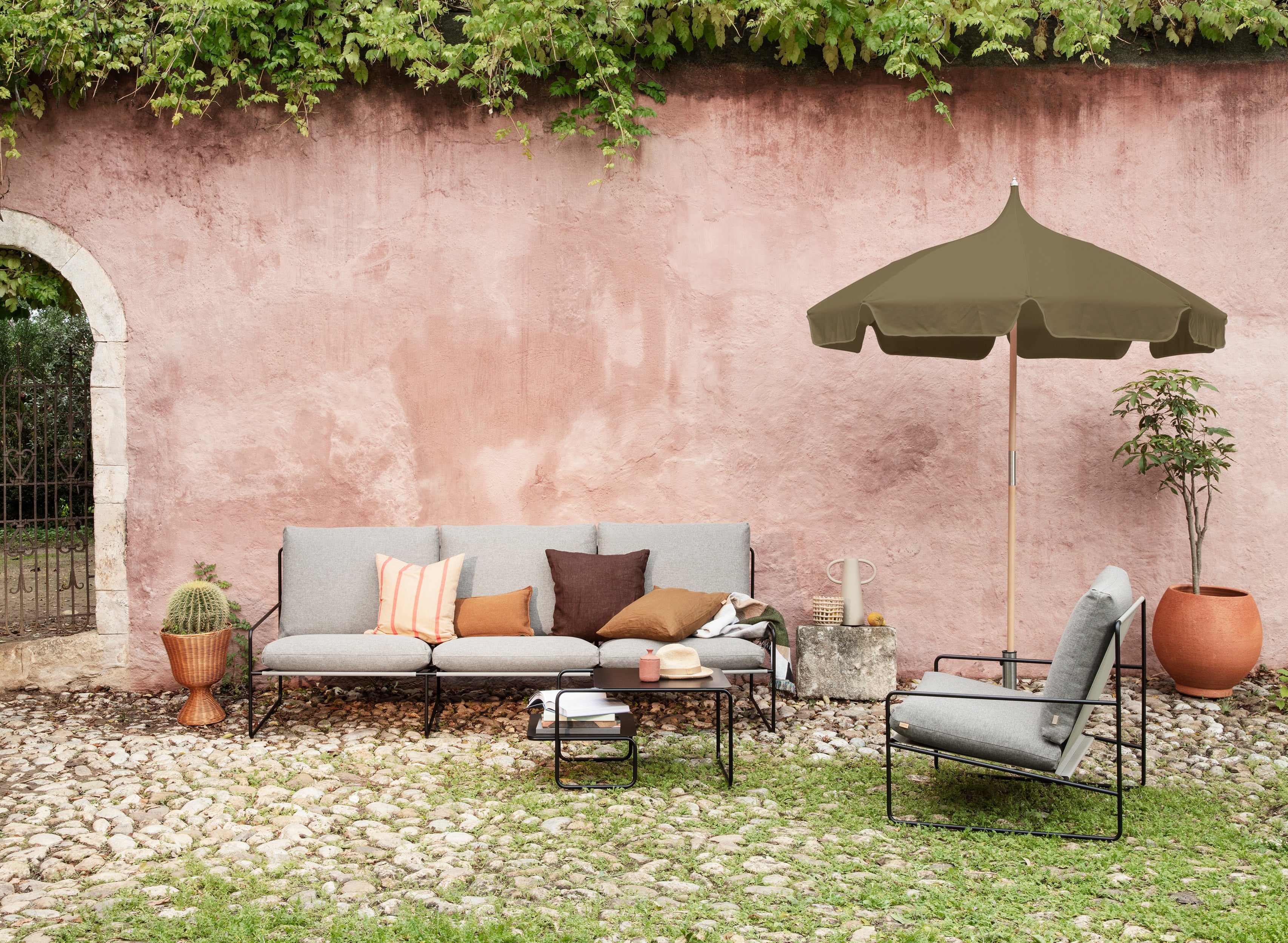 LULL Gartenschirm oliv 