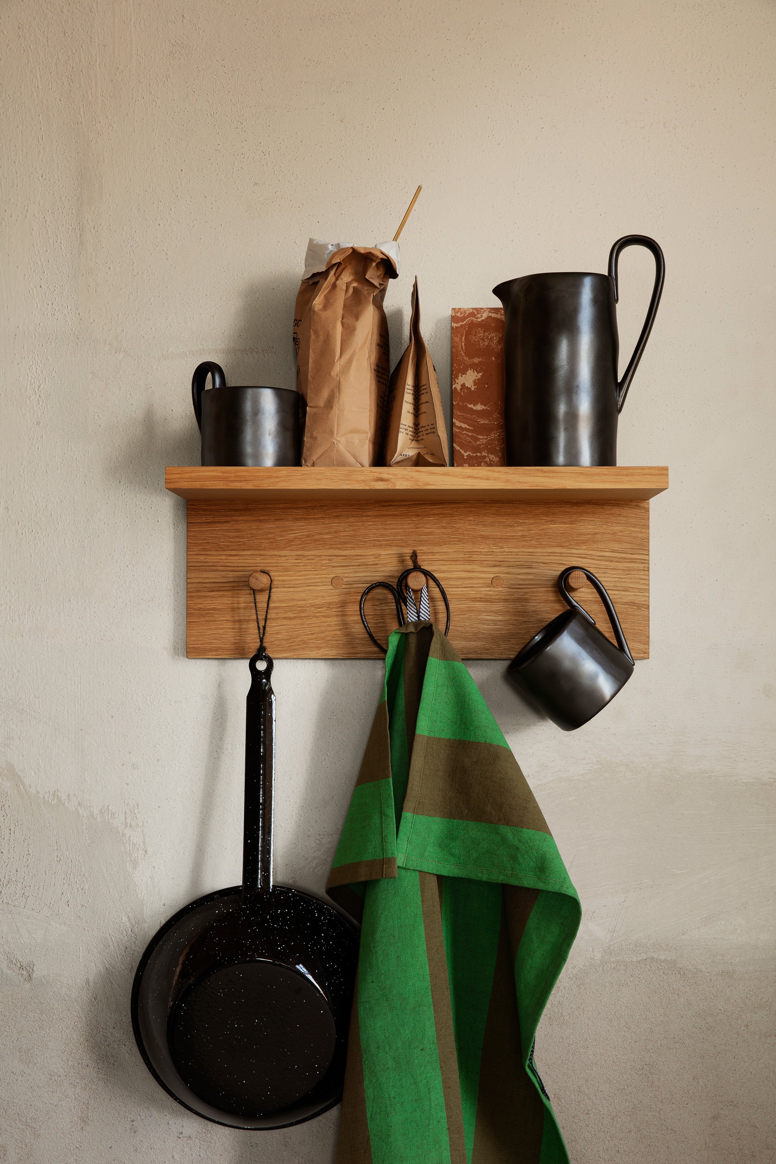 PLACE RACK coat rack with shelf, oiled oak veneer