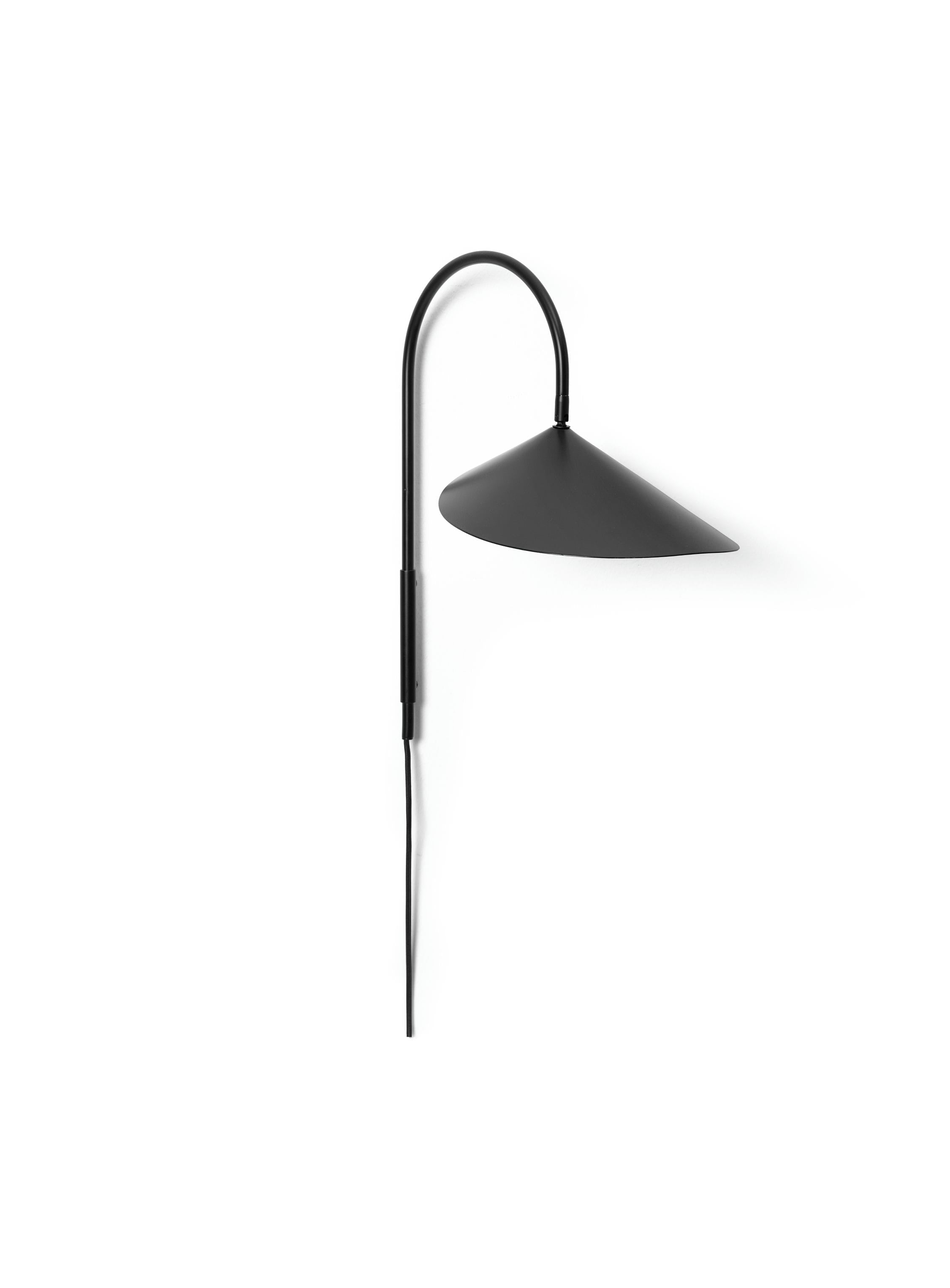 Black arum wall lamp