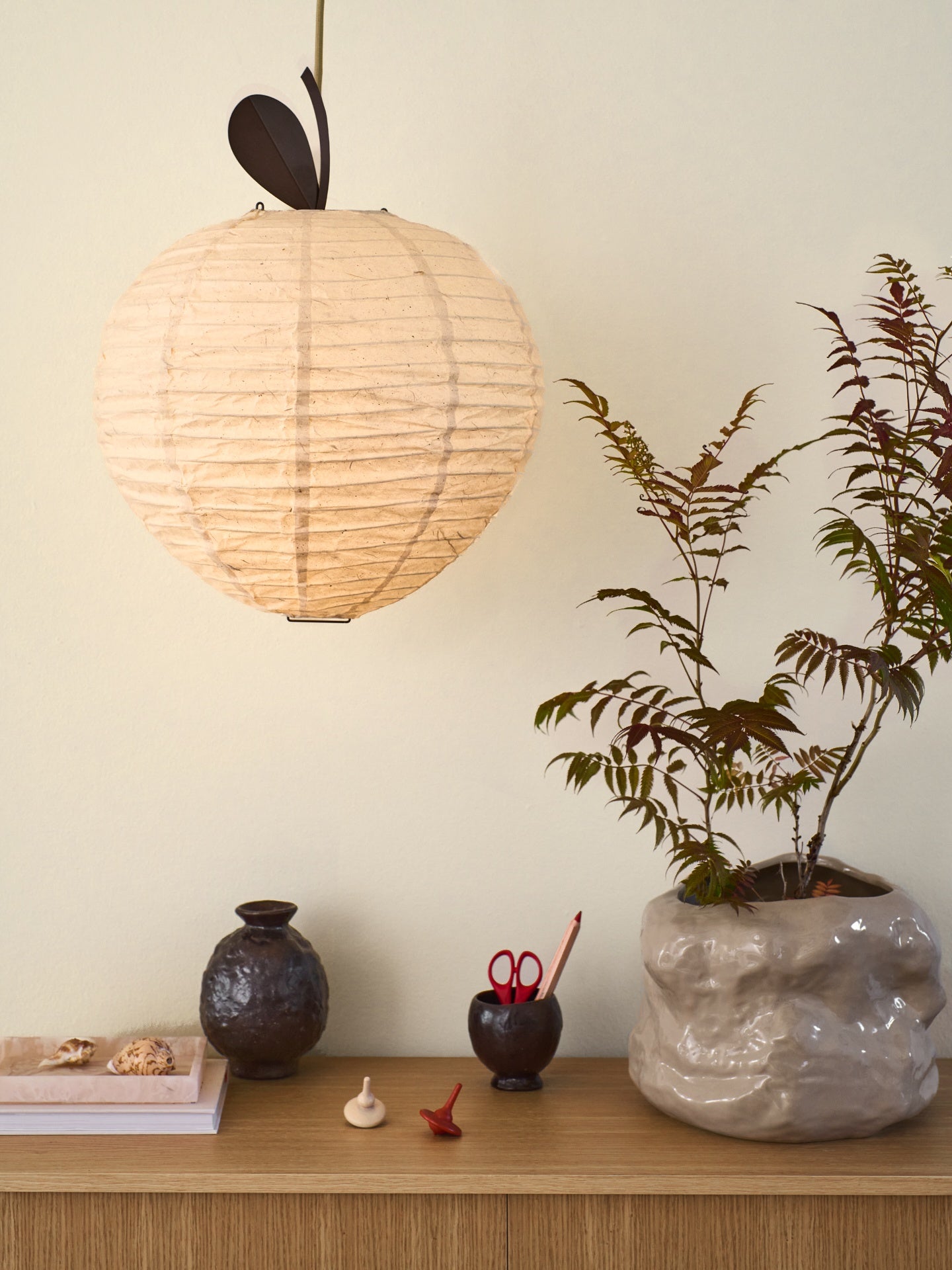 APPLE Lampe cremeweiß