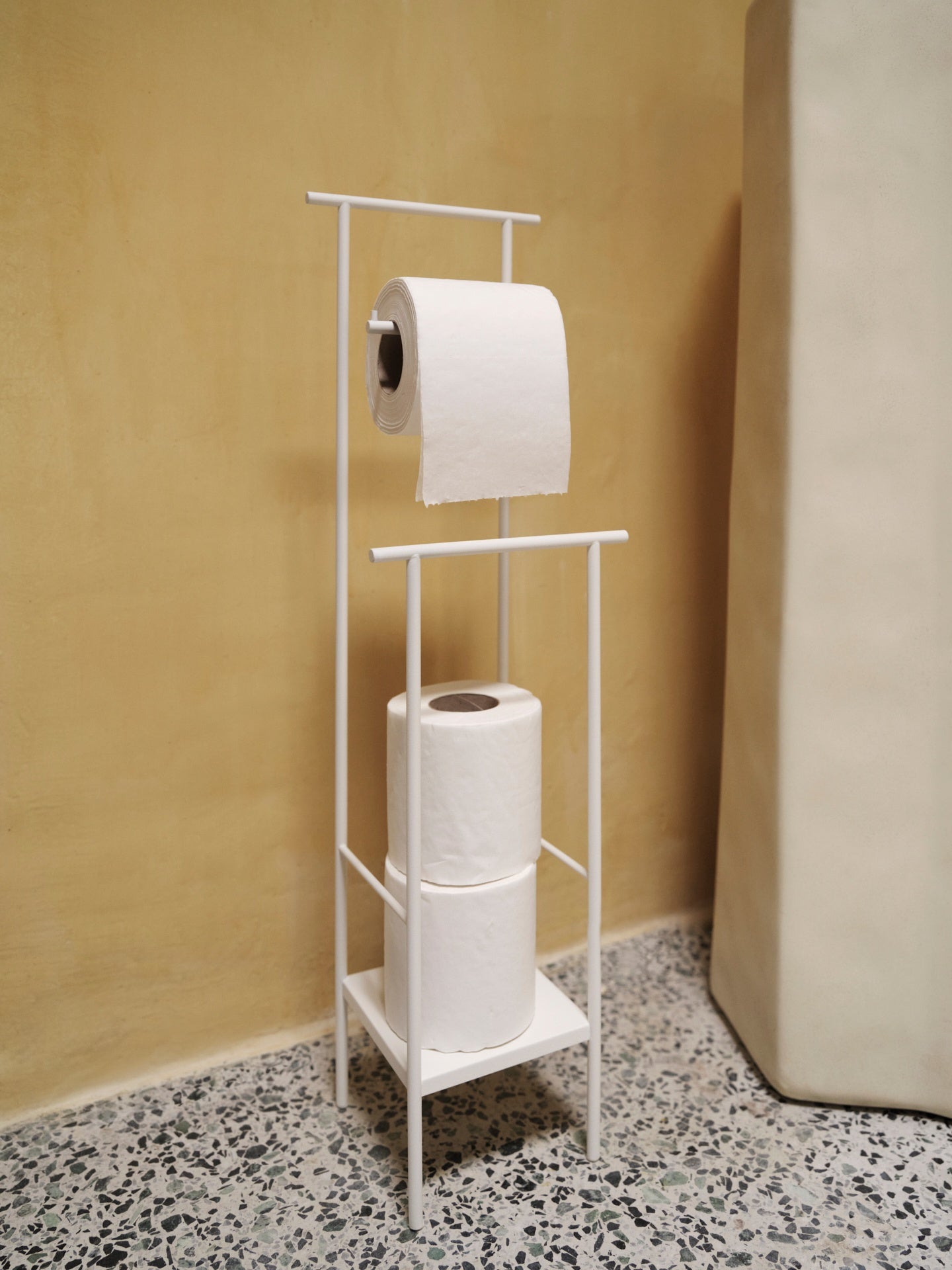 DORA white paper holder