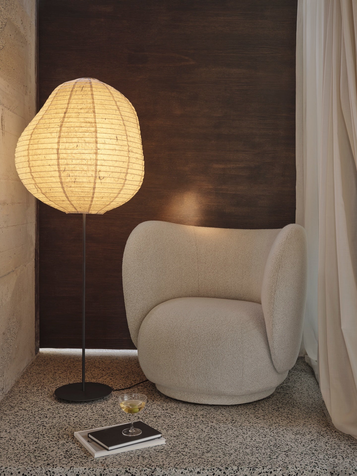 RICO LOUNGE Chocolate Swivel Armchair with Sand