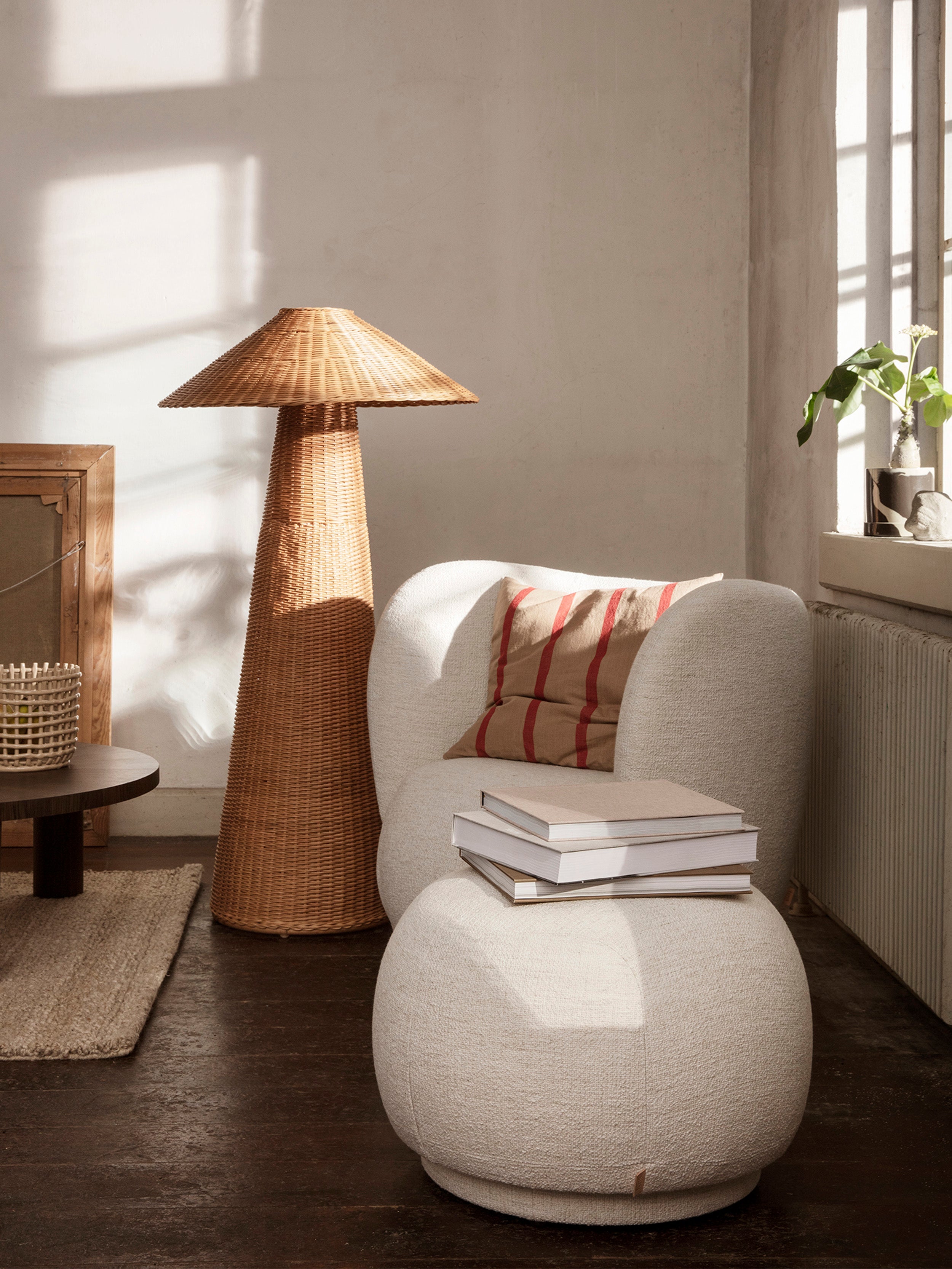 Upholstered rico pouf