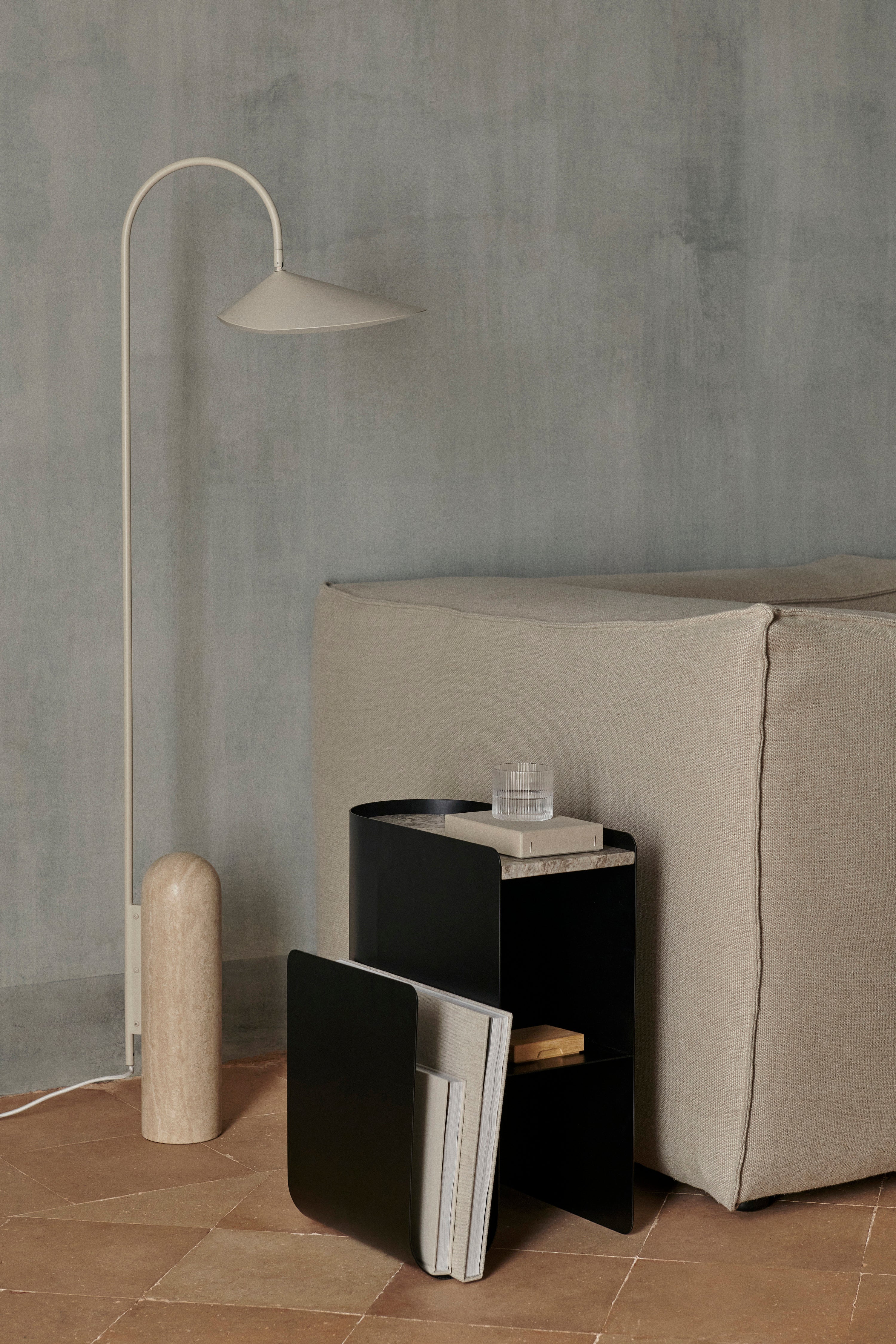 Stehlampe zum Lesen ARUM beige