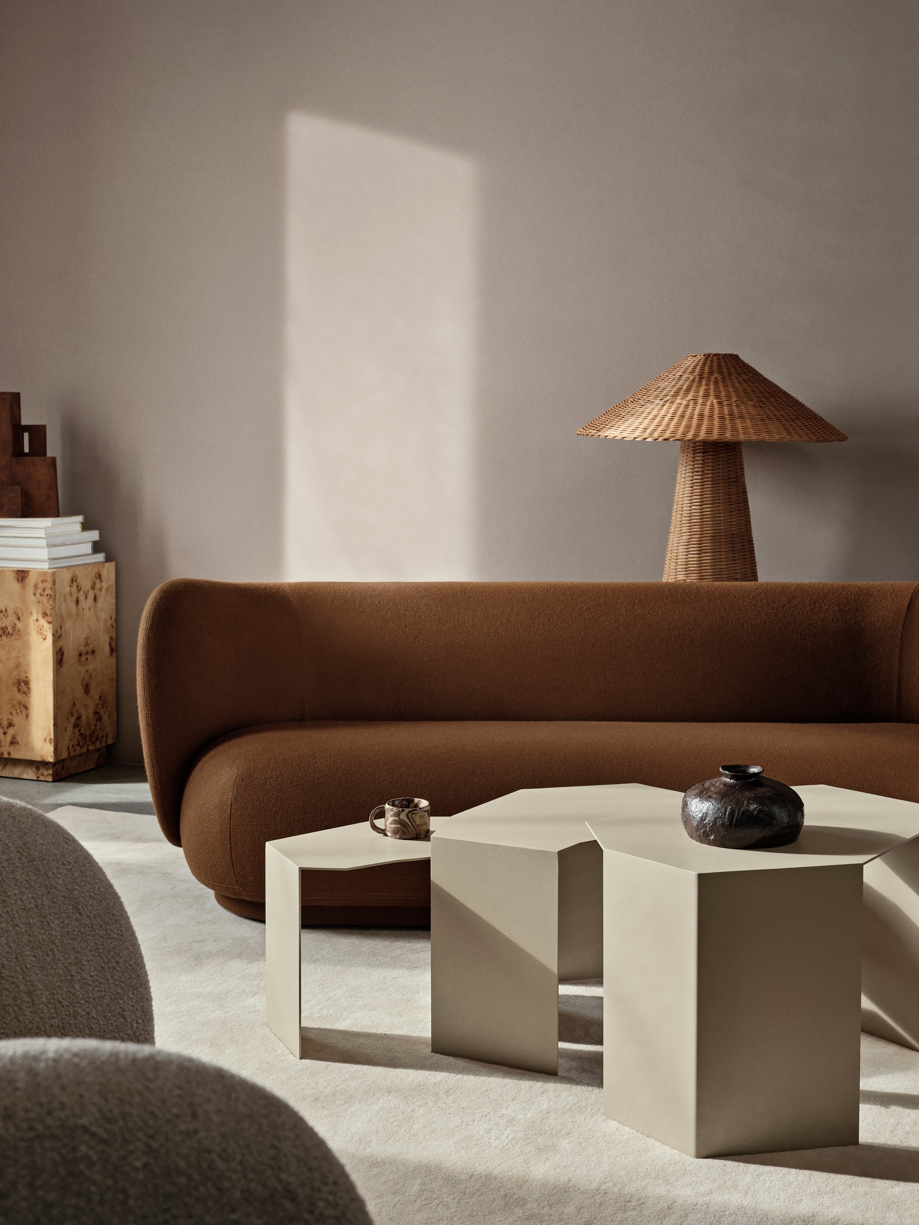 Dou Rattan floor lamp