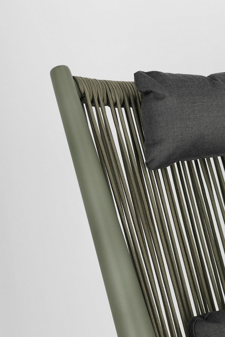 ALOHA outdoor armchair in anthracite with a green base