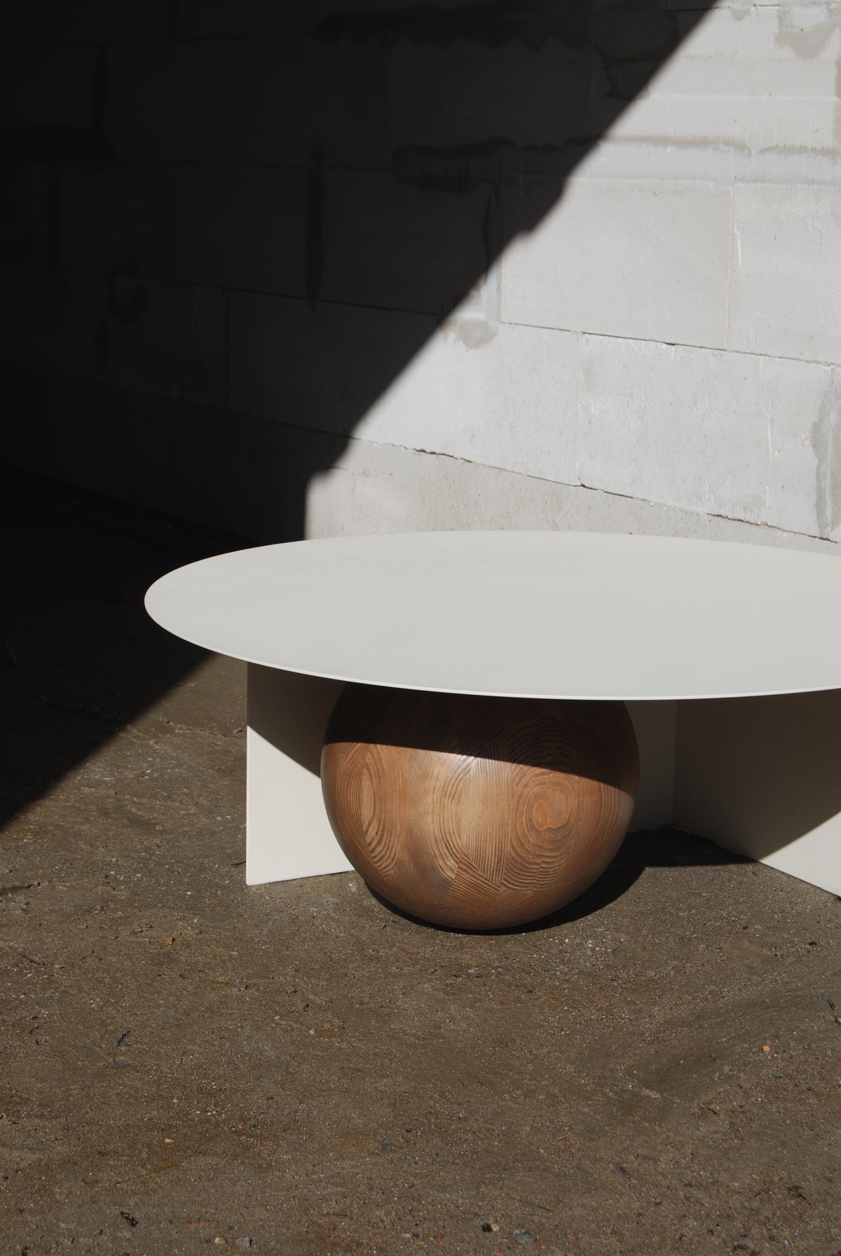 FUKU Coffee Table in Steel and Wood