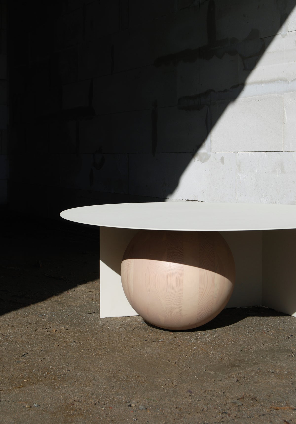 FUKU Coffee Table in Steel and Wood