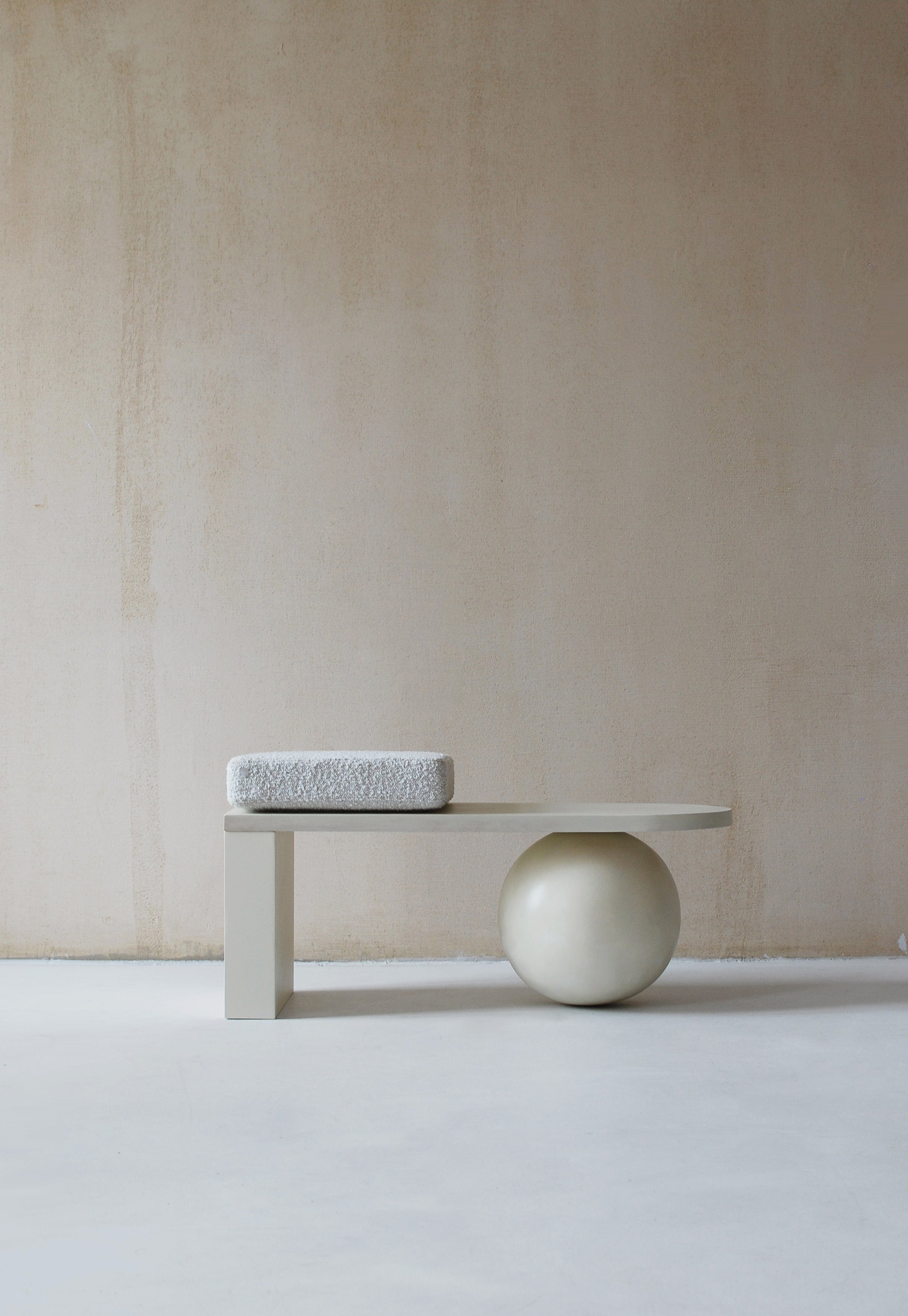 HEN bench made of wood and steel with an upholstered seat