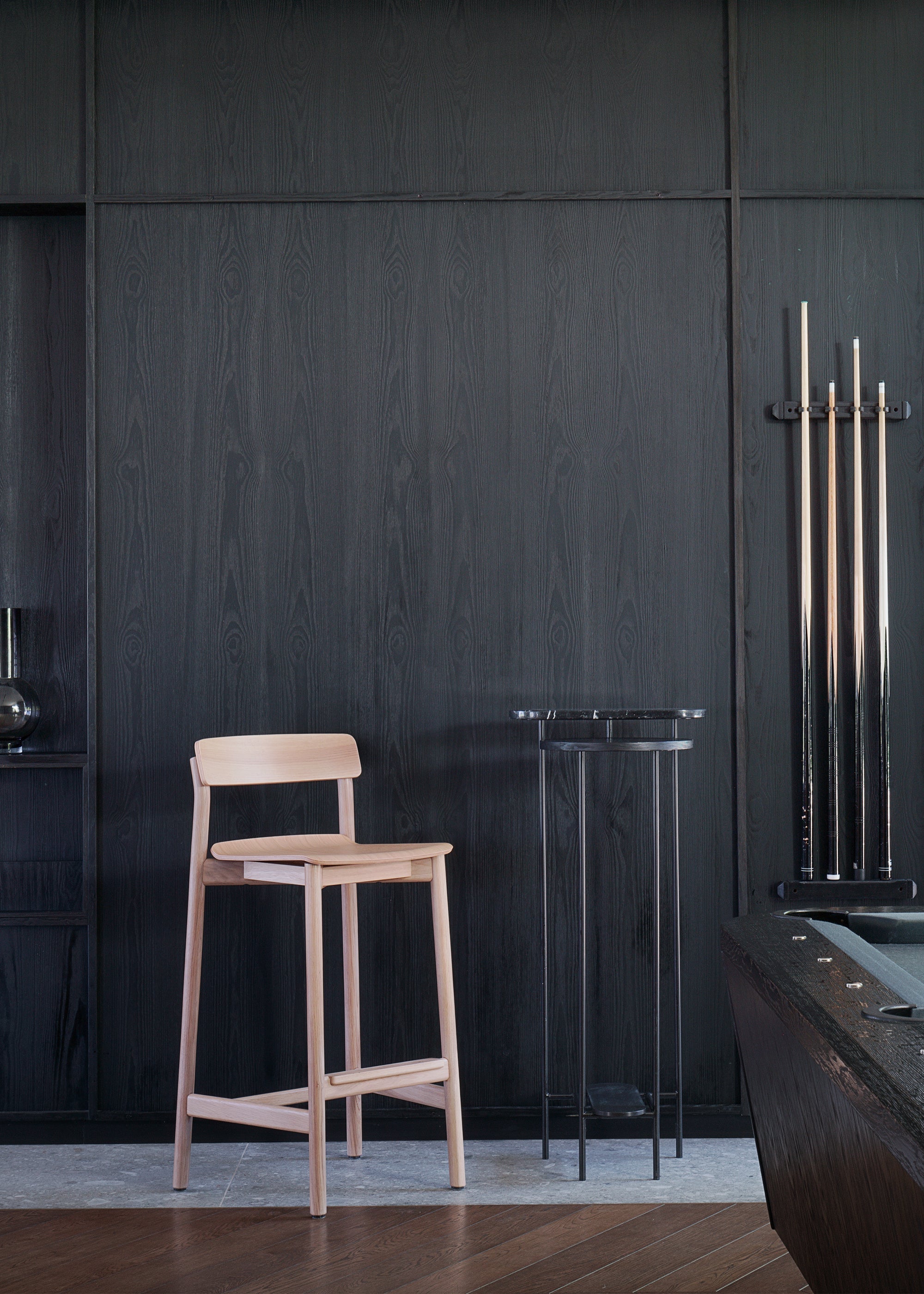 ARCHE Oak Wood Stool