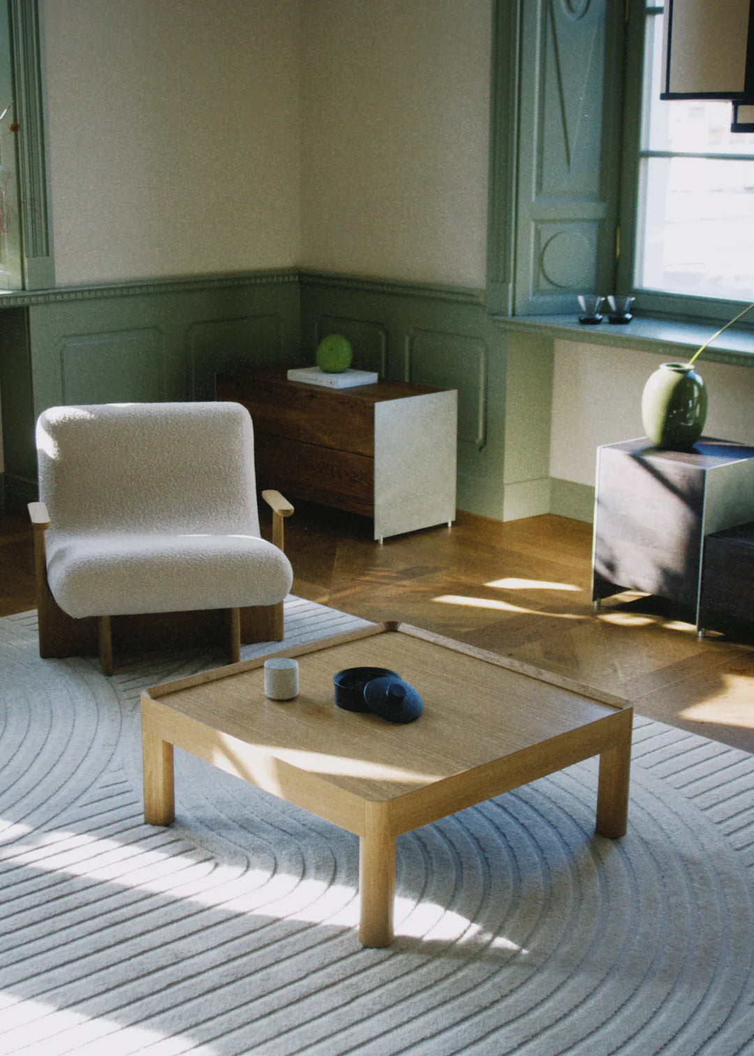 INSET MID Coffee Table in Ebony Oak Wood