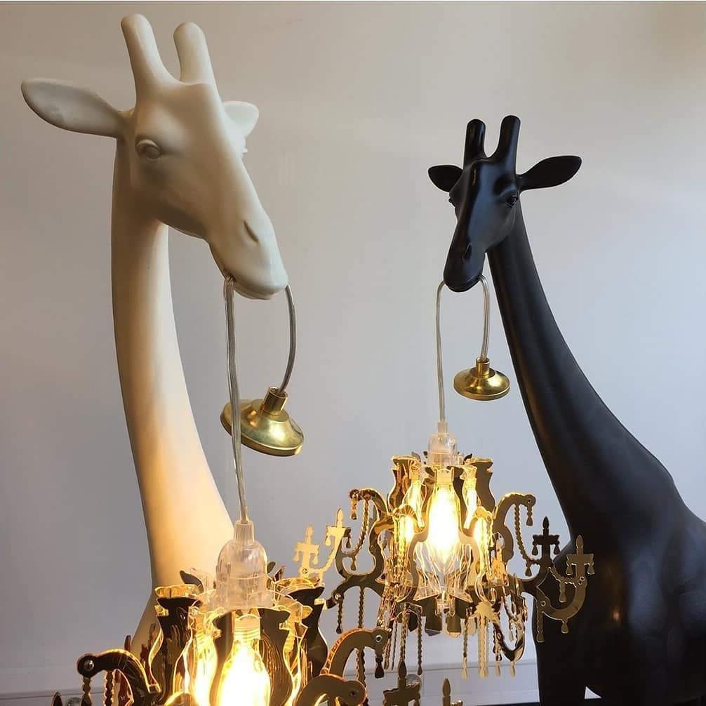 Lampa GIRAFFE IN LOVE XS czarny Qeeboo    Eye on Design