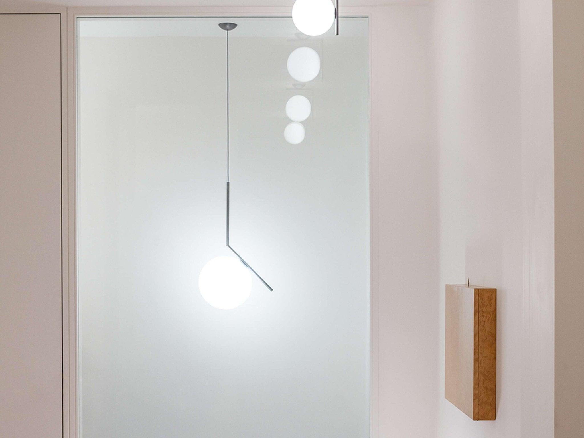 Lampa wisząca IC LIGHTS chromowany Flos    Eye on Design