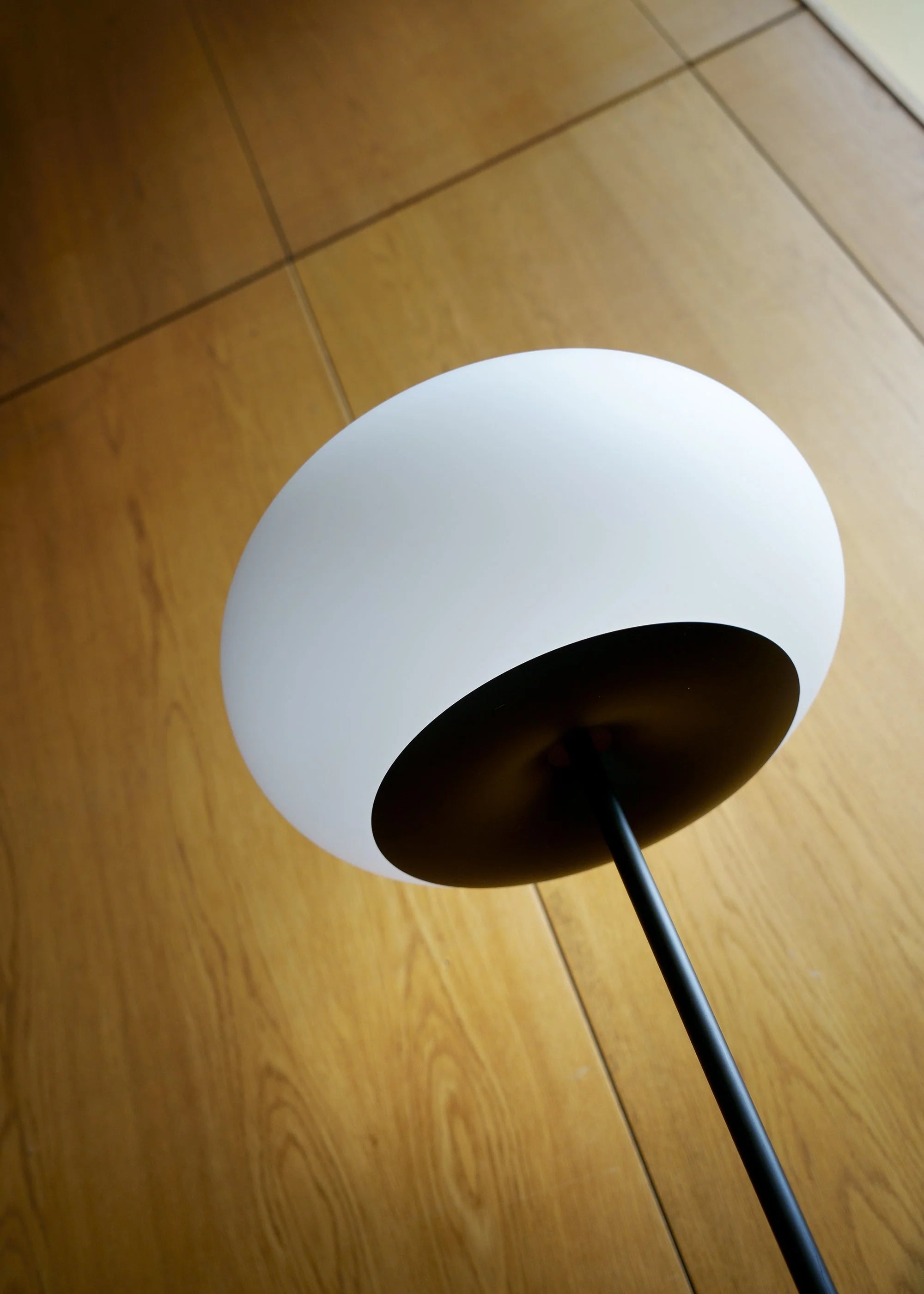 PIU floor lamp black marble